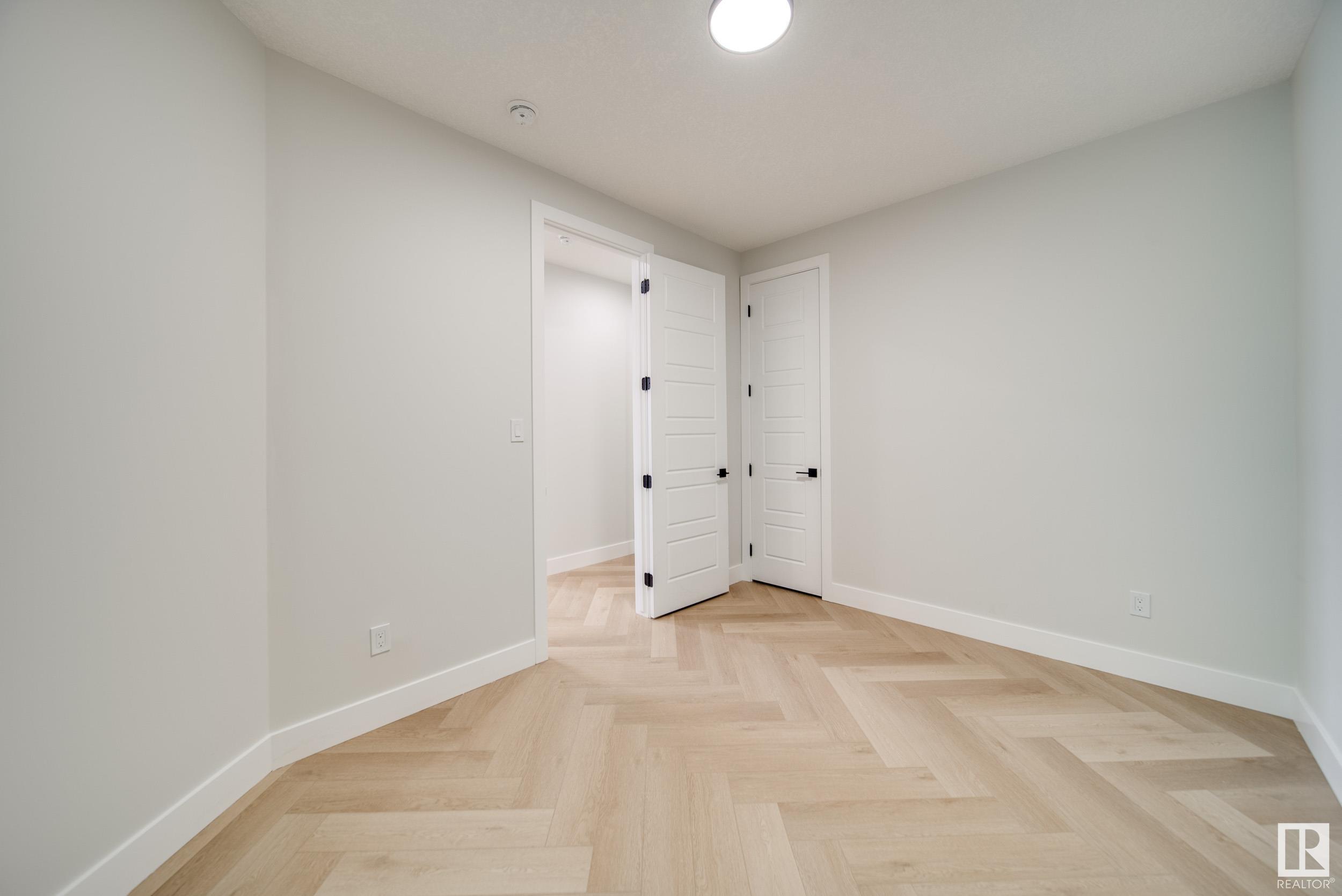      17043 45 ST NW , Edmonton,  ,T5Y 4C9 ;  Listing Number: MLS E4417998