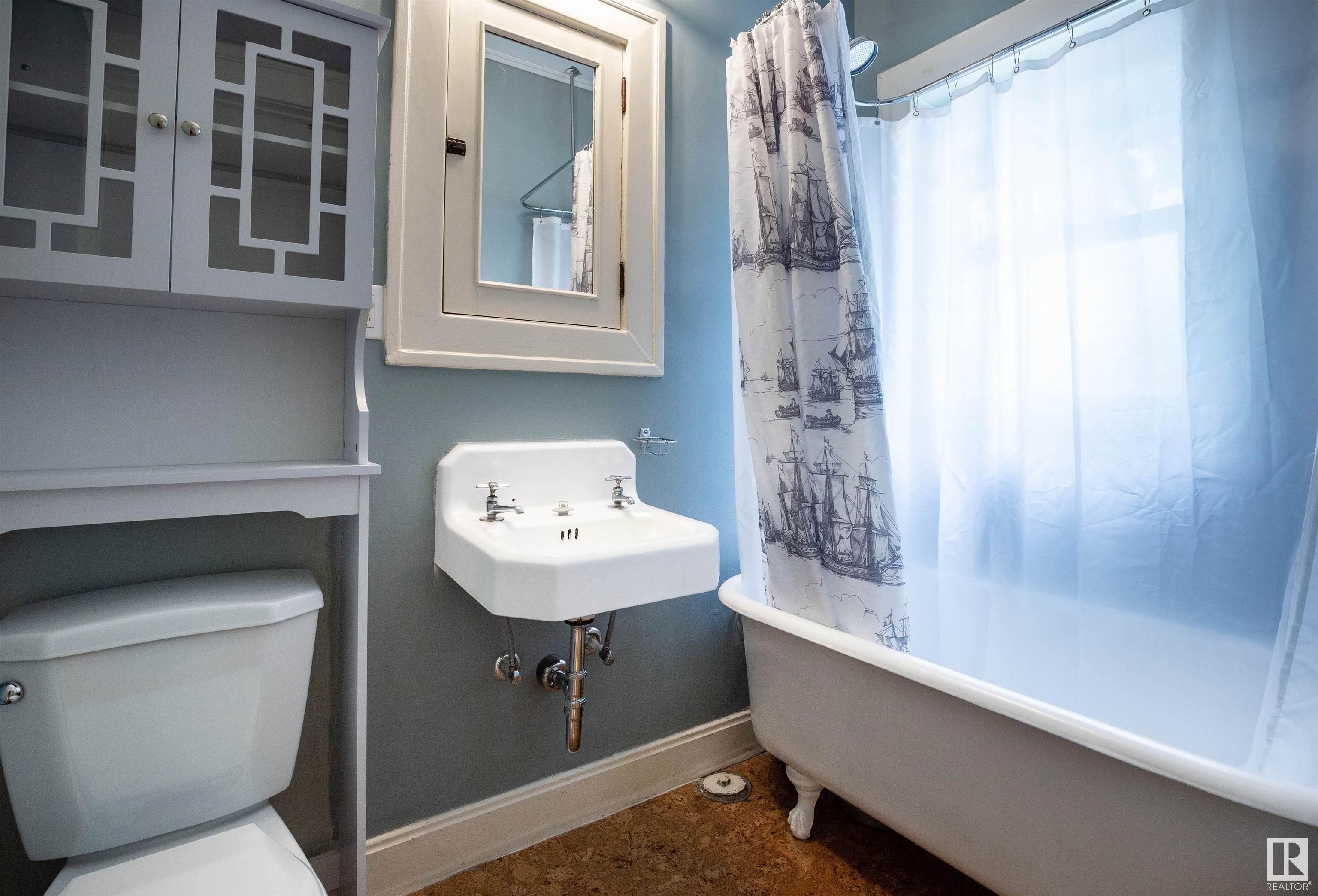      #205 9955 114 ST NW , Edmonton,  ,T5K 1P7 ;  Listing Number: MLS E4418002