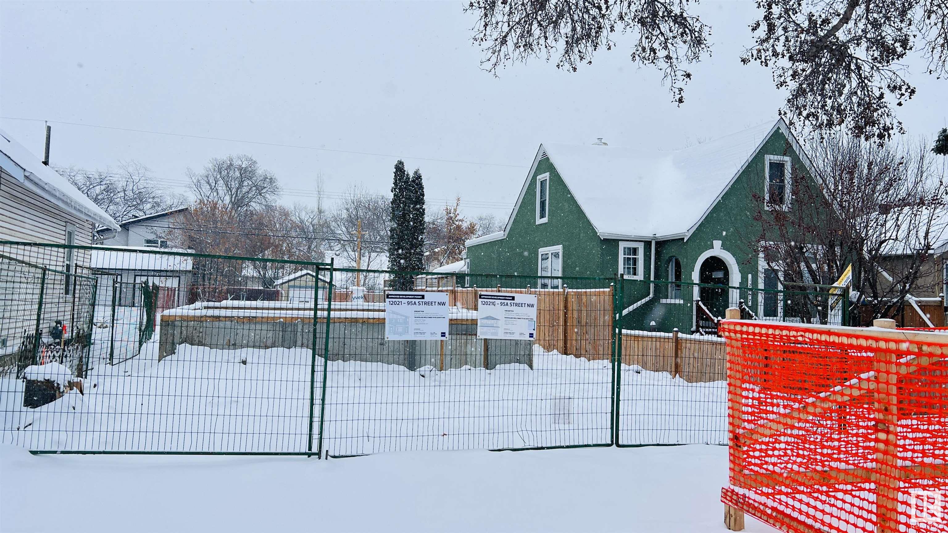      12021 95A ST NW , Edmonton,  ,T5G 1R6 ;  Listing Number: MLS E4418003