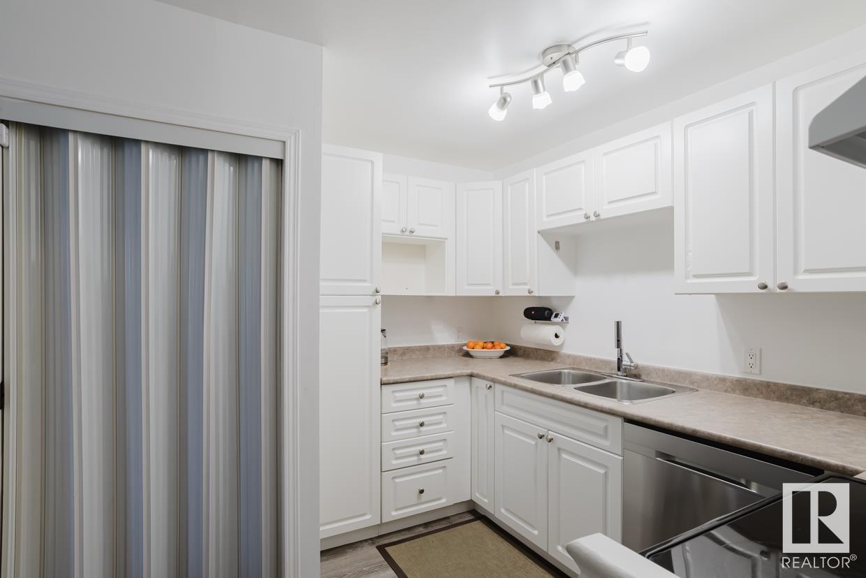      198 MARLBOROUGH PL NW , Edmonton,  ,T5T 1Y6 ;  Listing Number: MLS E4418004
