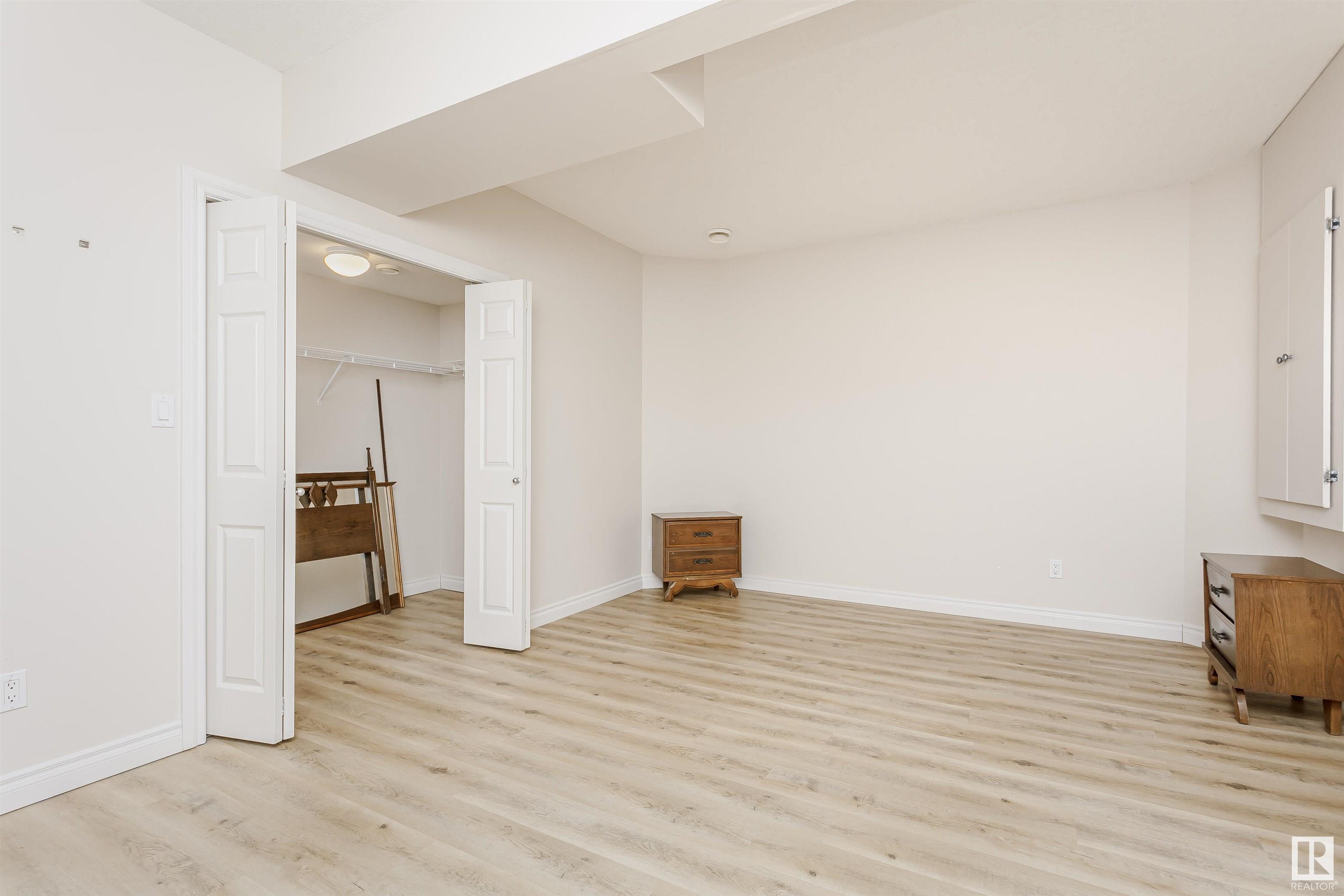      #6 12504 15 AV SW , Edmonton,  ,T6W 1V2 ;  Listing Number: MLS E4418007