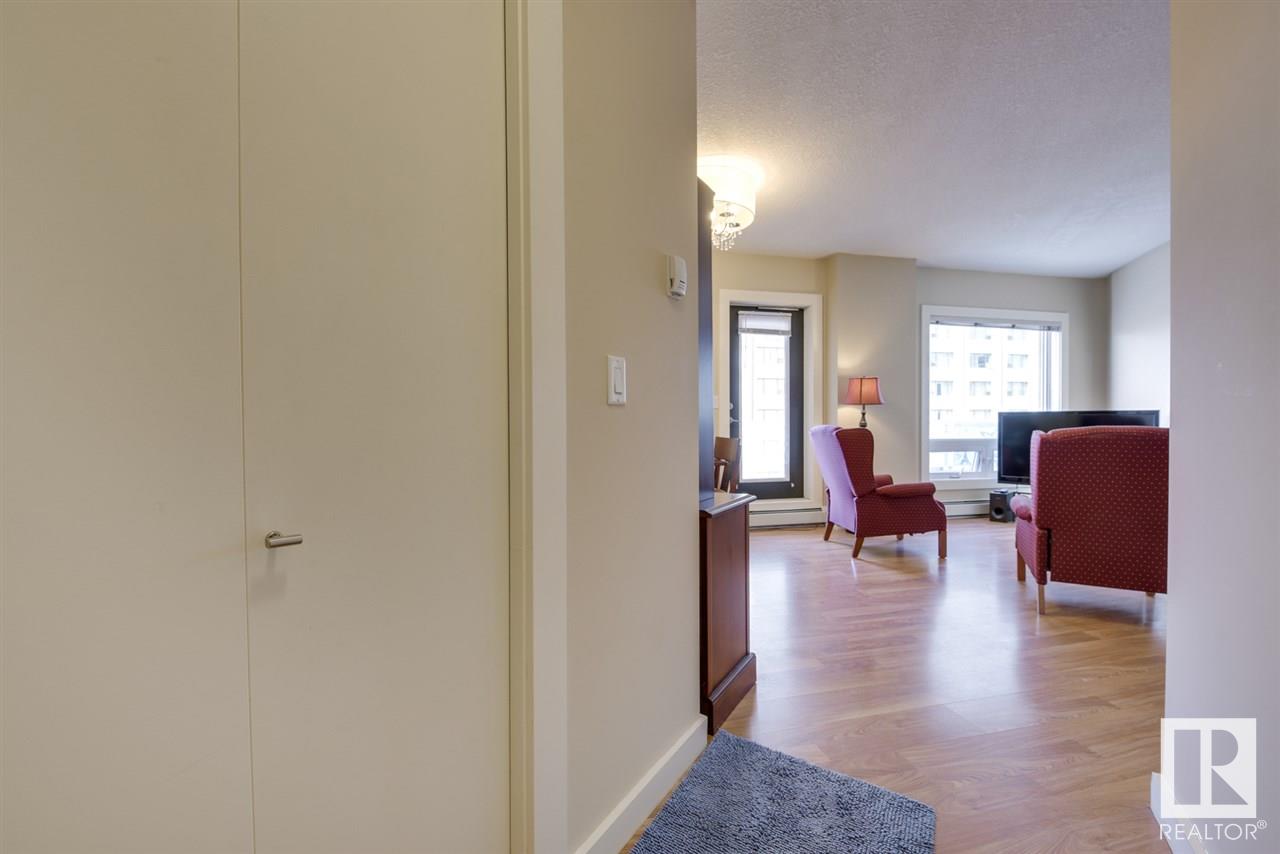     #906 10136 104 ST NW , Edmonton,  ,T5J 0B5 ;  Listing Number: MLS E4418023