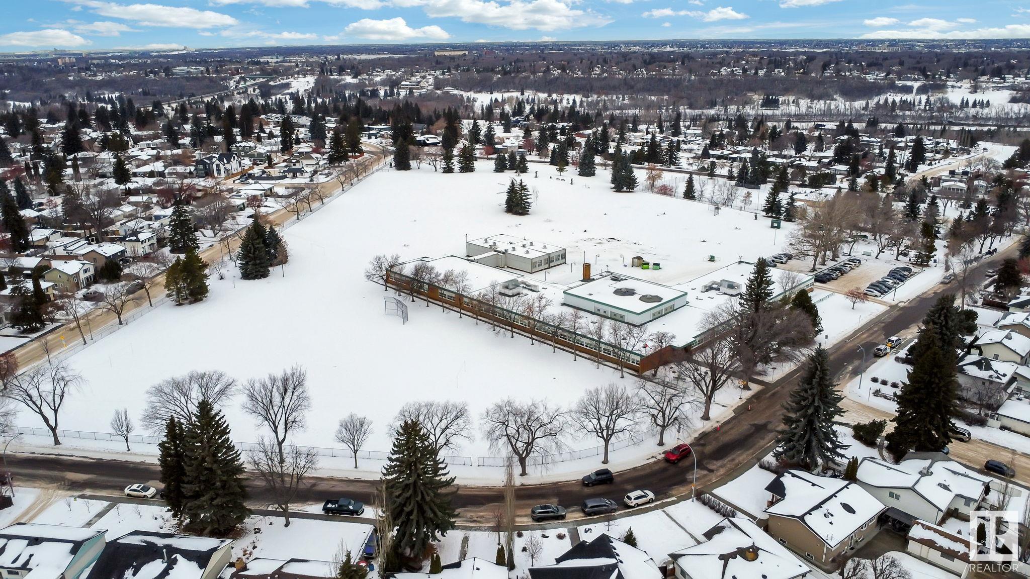      10713 52 ST NW NW , Edmonton,  ,T6H 2H2 ;  Listing Number: MLS E4418026