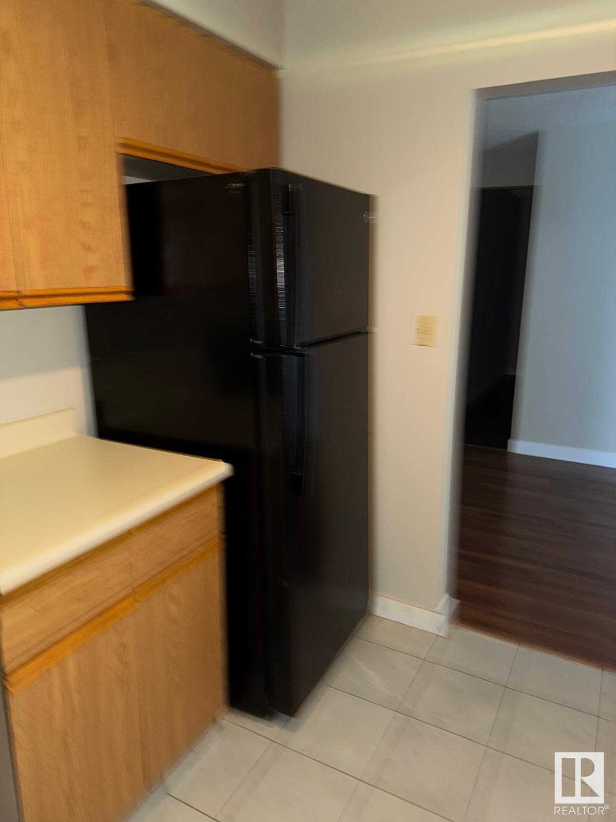     #90 7604 29 AV NW , Edmonton,  ,T6K 3Z2 ;  Listing Number: MLS E4418031