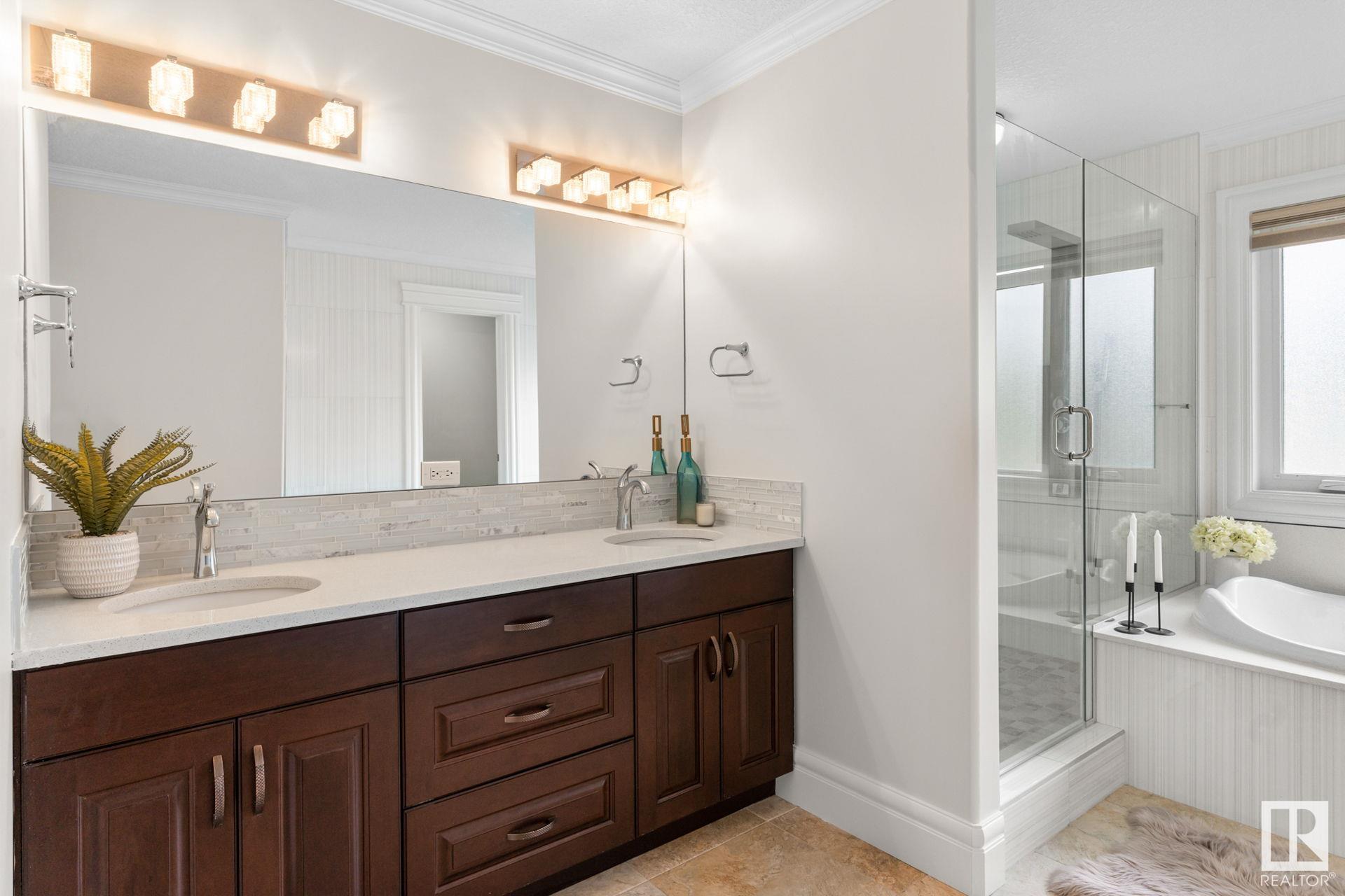      14022 105 AV NW , Edmonton,  ,T5N 0Y9 ;  Listing Number: MLS E4418033