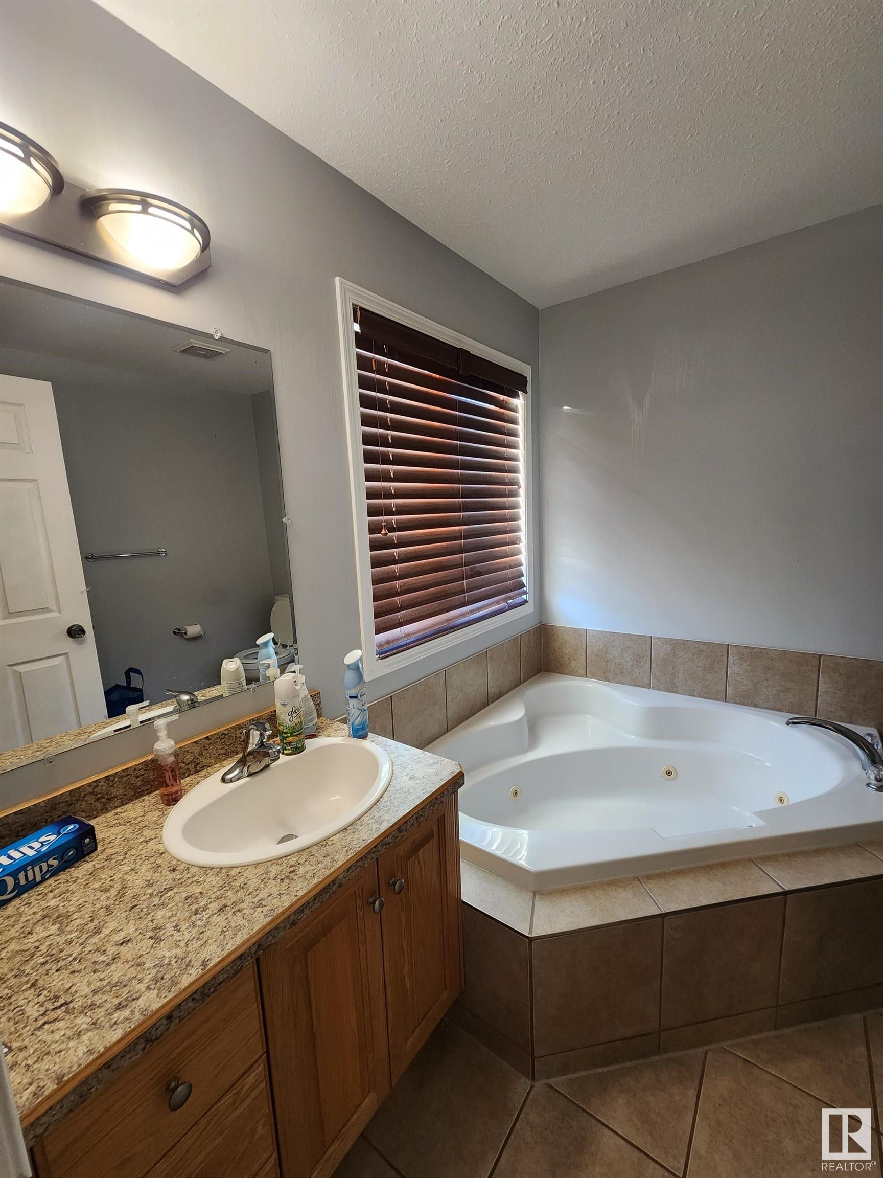      2008 6 ST , Cold Lake,  ,T9M 1K3 ;  Listing Number: MLS E4418037
