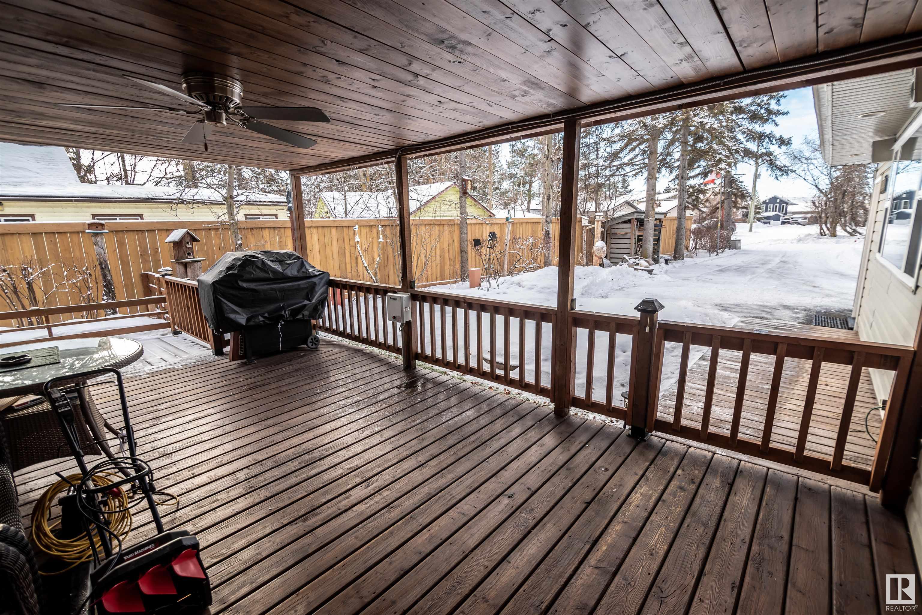      806 8 ST , Rural Lac Ste. Anne County,  ,T0E 1A0 ;  Listing Number: MLS E4418045