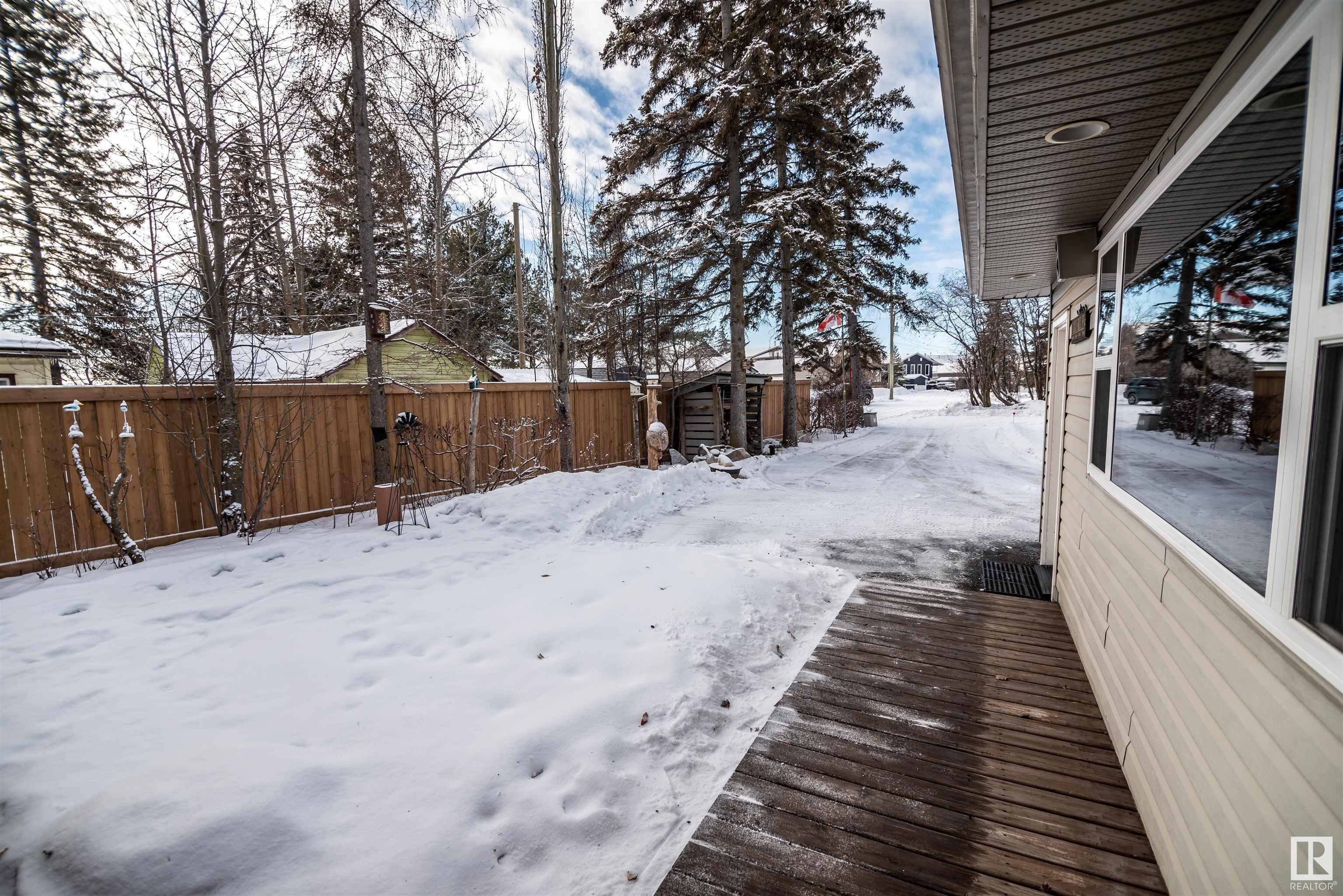      806 8 ST , Rural Lac Ste. Anne County,  ,T0E 1A0 ;  Listing Number: MLS E4418045