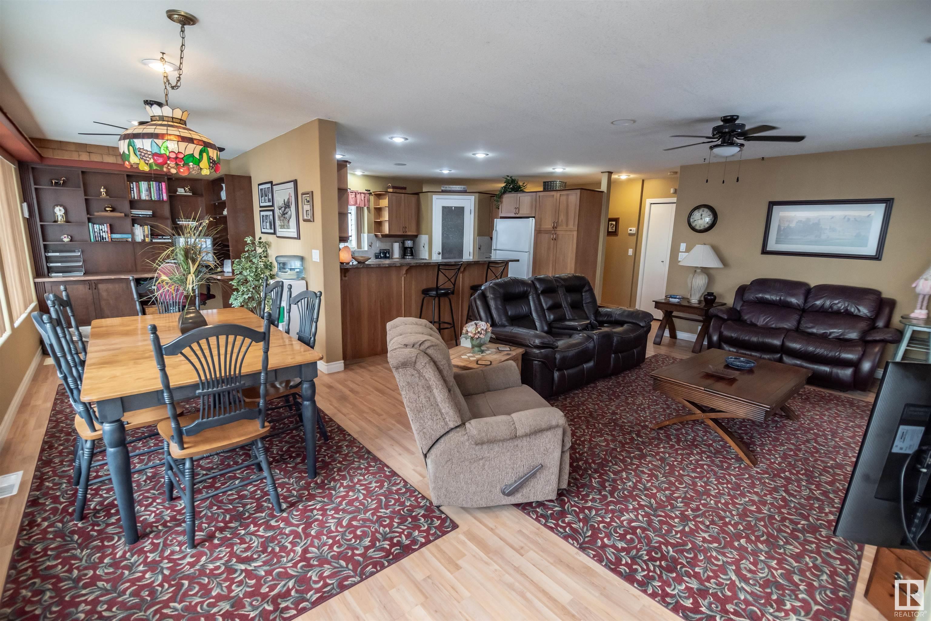      806 8 ST , Rural Lac Ste. Anne County,  ,T0E 1A0 ;  Listing Number: MLS E4418045