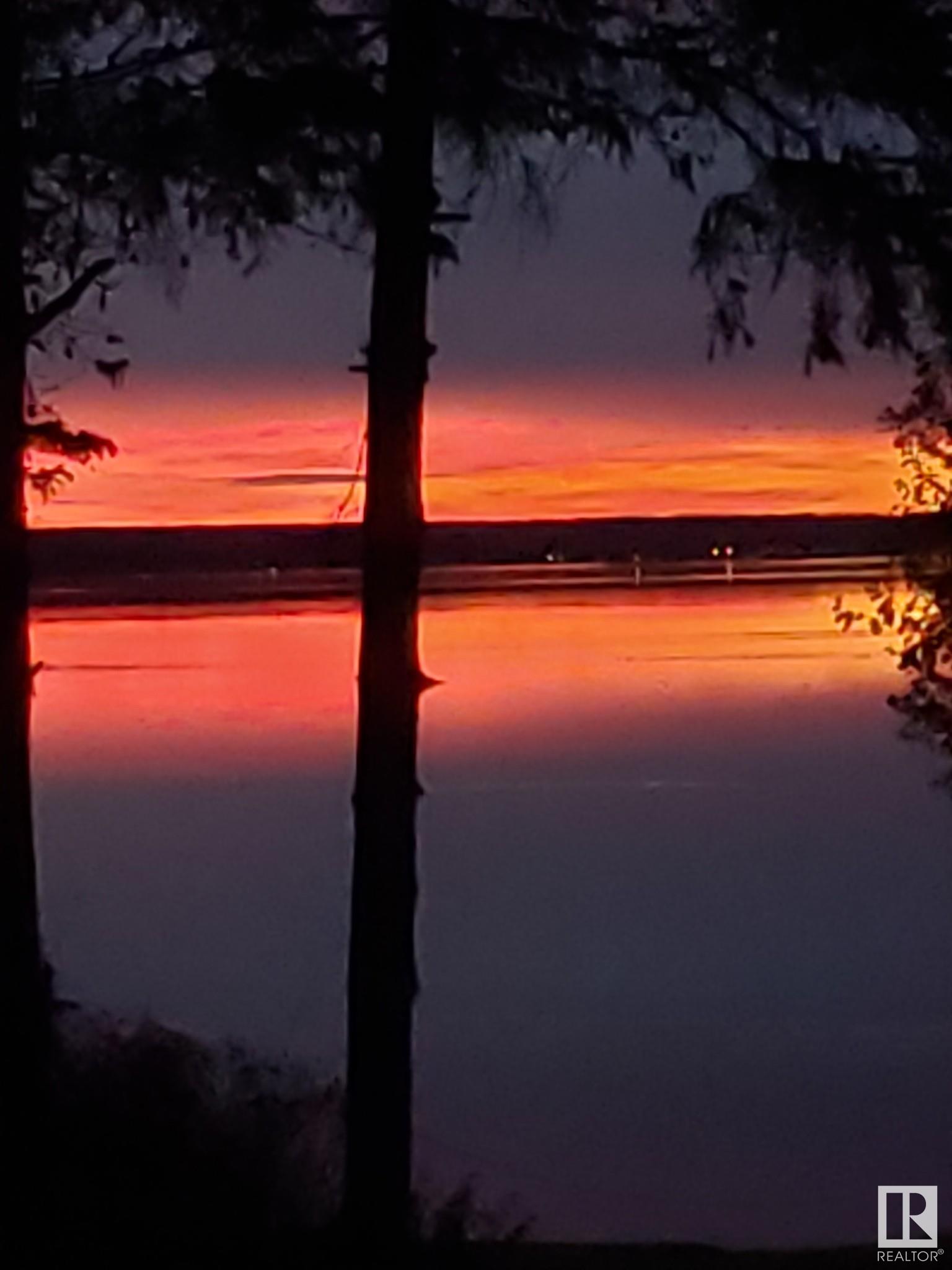      806 8 ST , Rural Lac Ste. Anne County,  ,T0E 1A0 ;  Listing Number: MLS E4418045