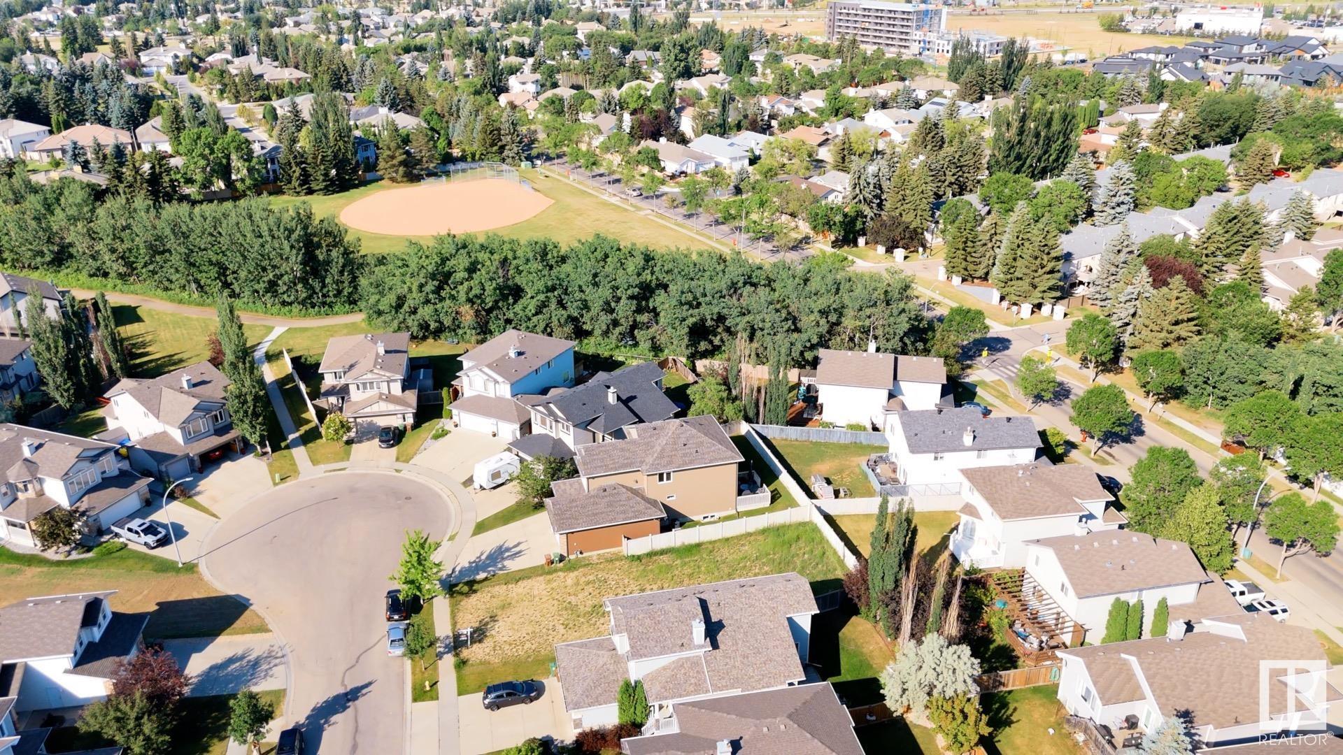      8 ELLESBORO CL , St. Albert,  ,T8N 3L4 ;  Listing Number: MLS E4418061