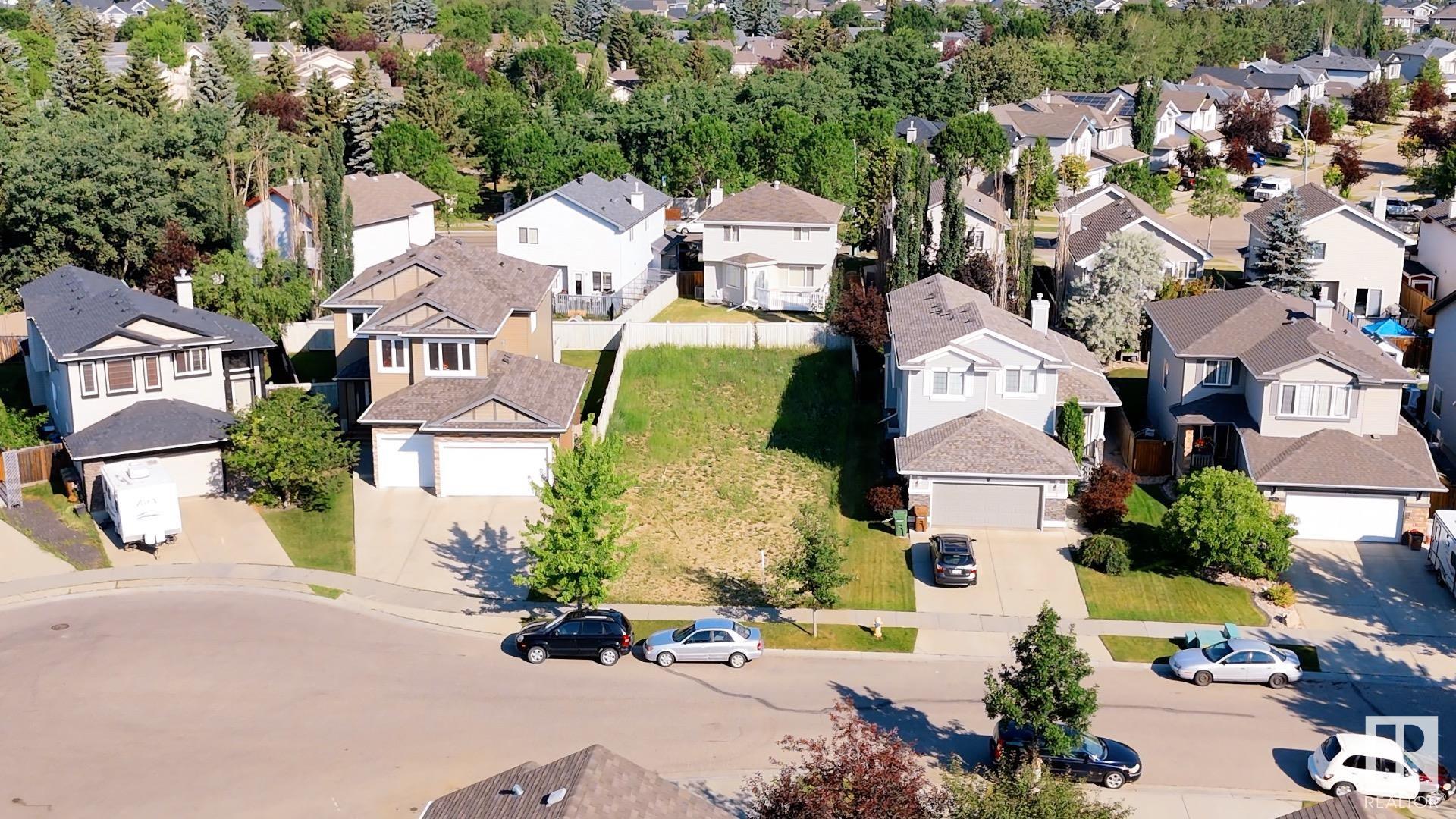      8 ELLESBORO CL , St. Albert,  ,T8N 3L4 ;  Listing Number: MLS E4418061
