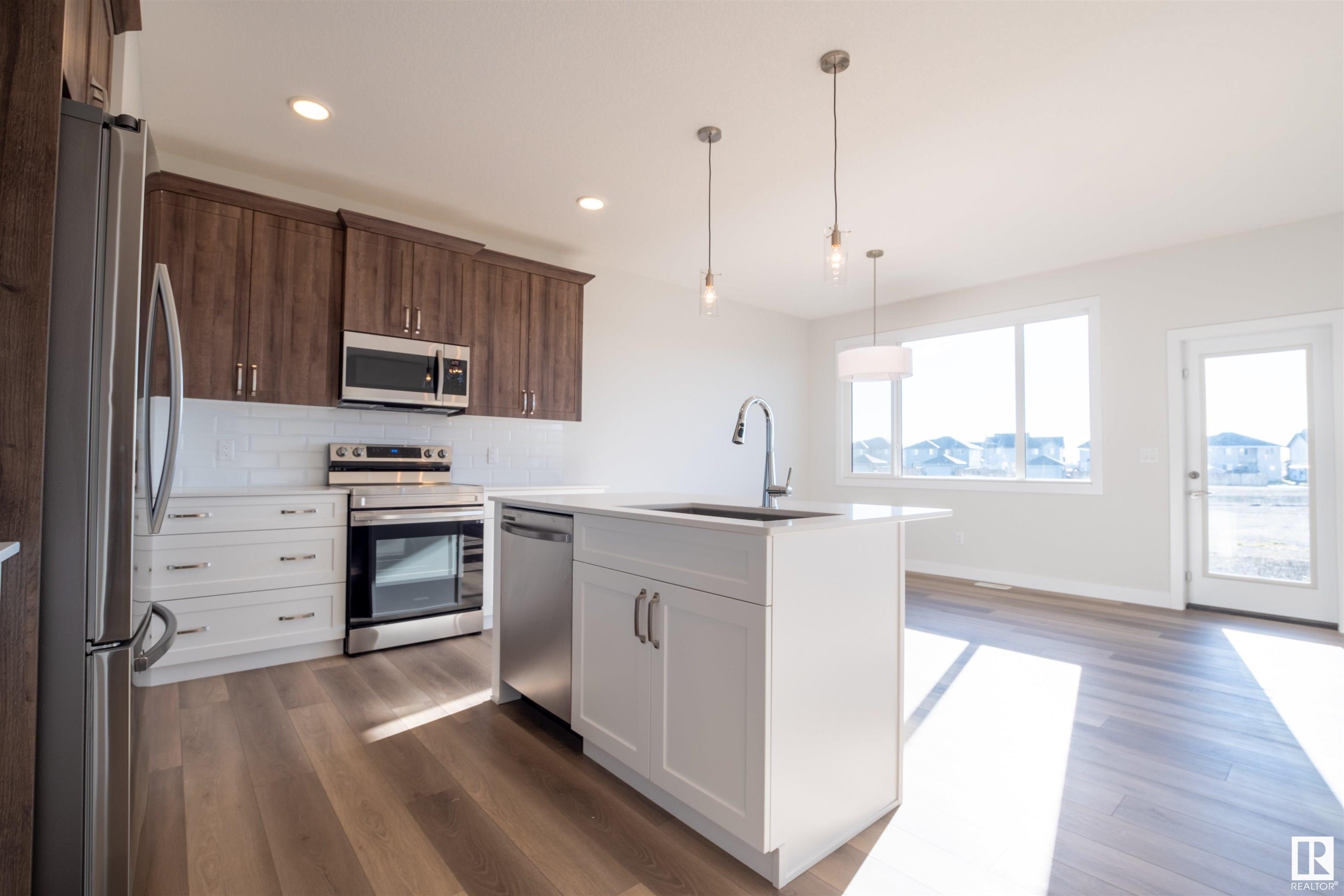      13 SPRINGBROOK WD , Spruce Grove,  ,T7X 0E7 ;  Listing Number: MLS E4418066
