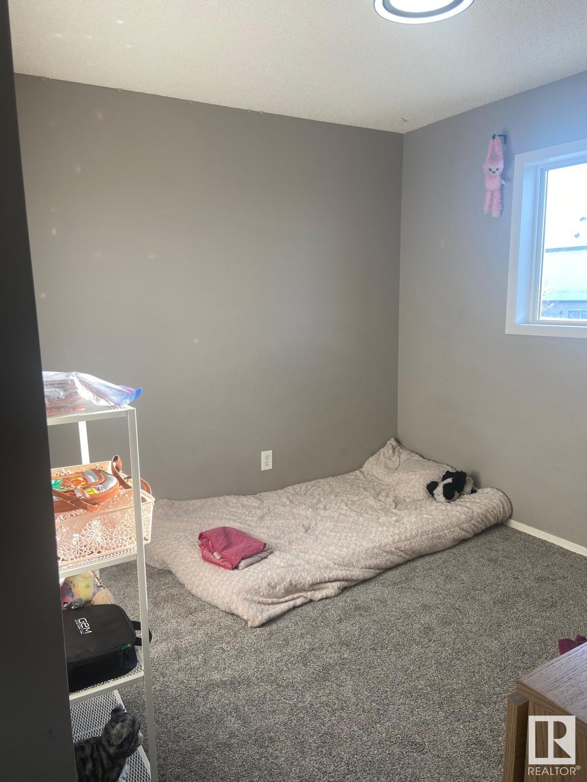      127 WARD CR NW , Edmonton,  ,T6T 1M6 ;  Listing Number: MLS E4418072