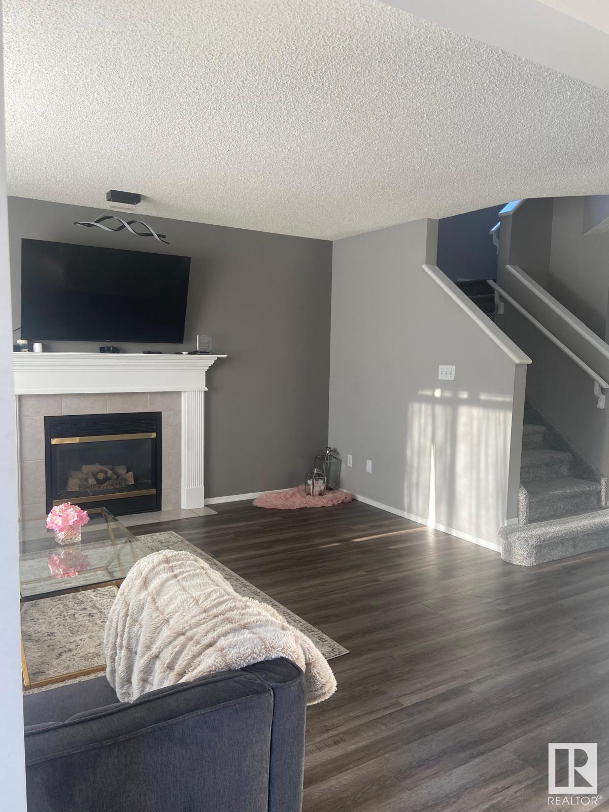      127 WARD CR NW , Edmonton,  ,T6T 1M6 ;  Listing Number: MLS E4418072