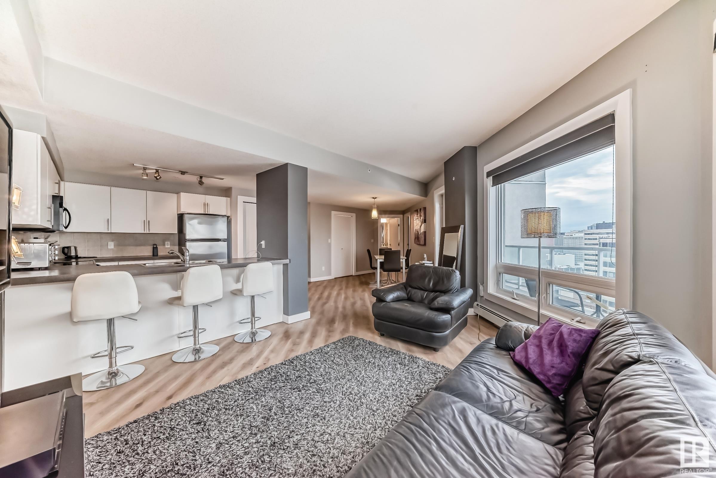      #1306 10136 104 ST NW , Edmonton,  ,T5J 0B5 ;  Listing Number: MLS E4418074