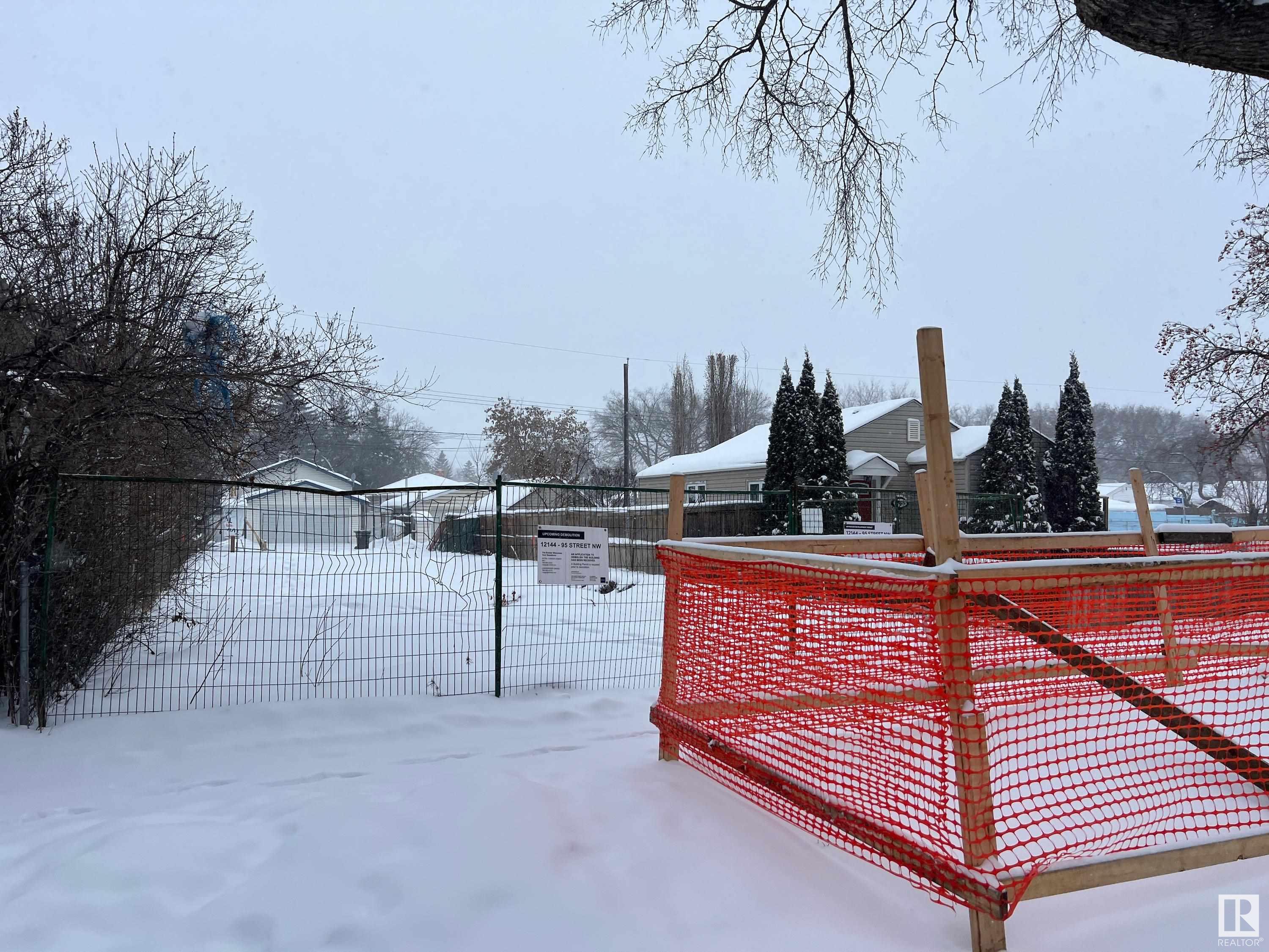      12144 95 ST NW , Edmonton,  ,T5G 1M8 ;  Listing Number: MLS E4418077