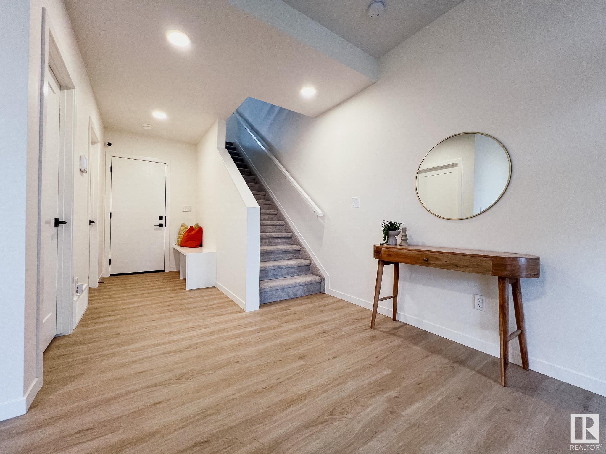      22703 82 AV NW , Edmonton,  ,T4N 4N5 ;  Listing Number: MLS E4418080