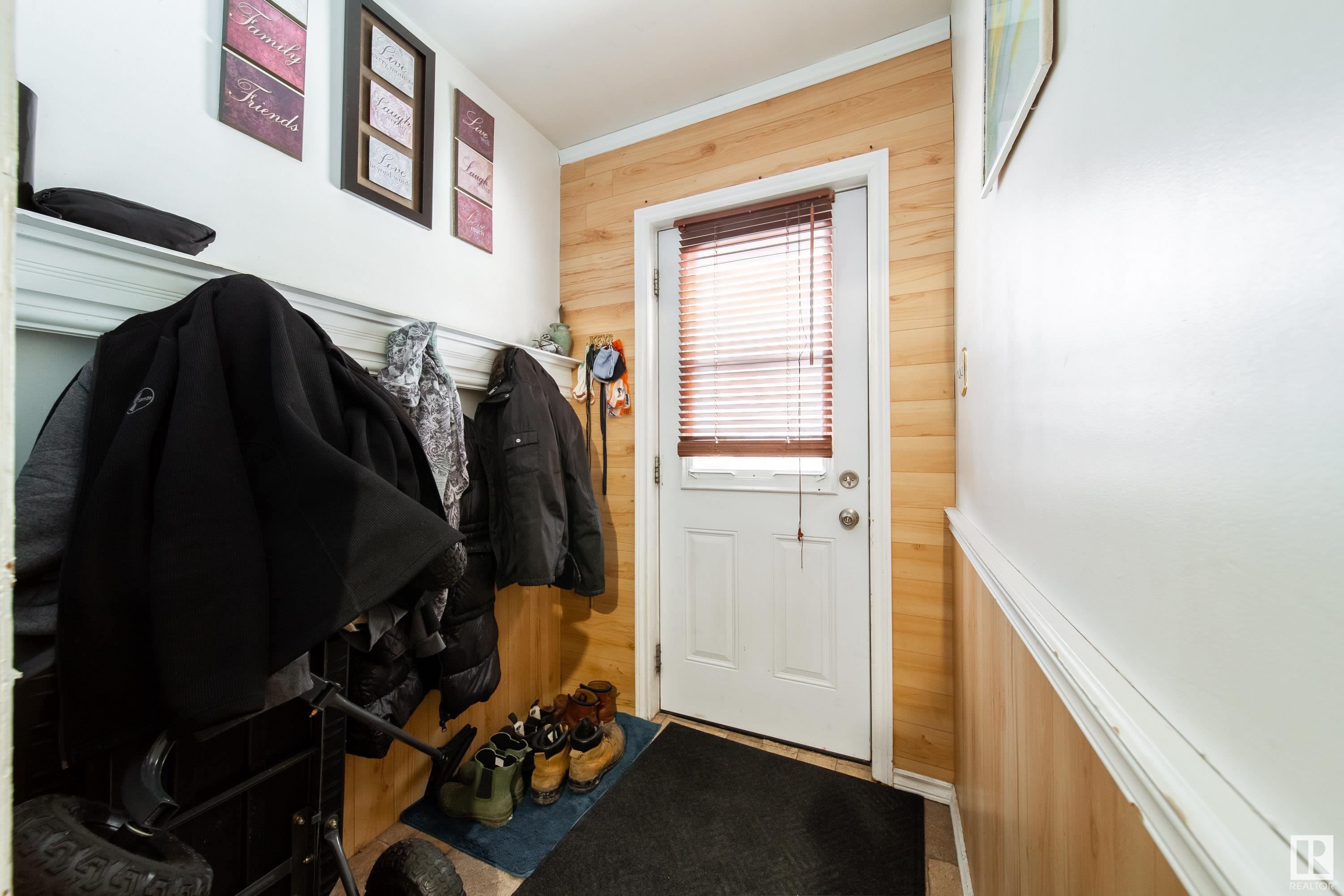      11519 95 ST NW , Edmonton,  ,T5G 1L5 ;  Listing Number: MLS E4418092