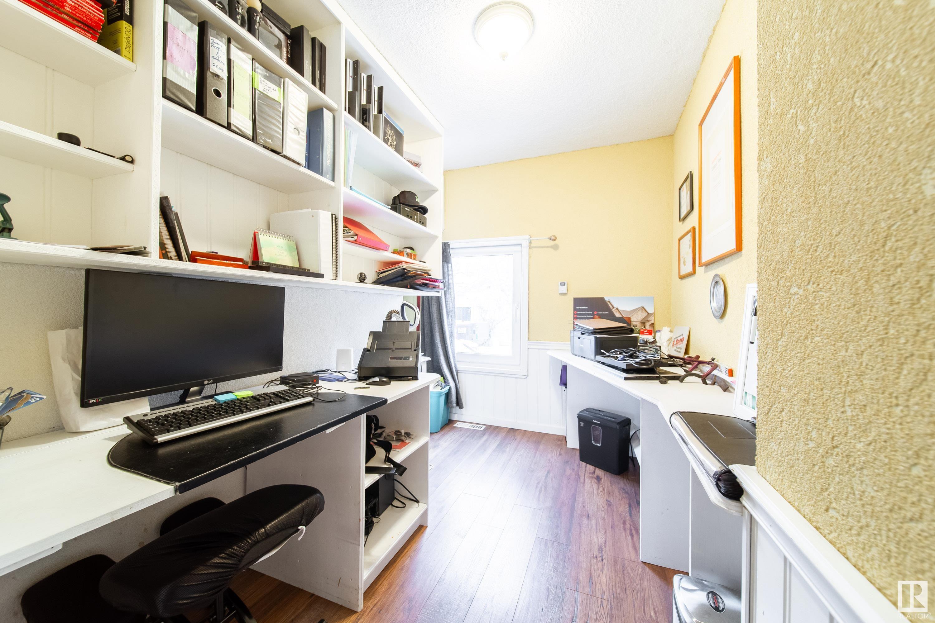      11519 95 ST NW , Edmonton,  ,T5G 1L5 ;  Listing Number: MLS E4418092