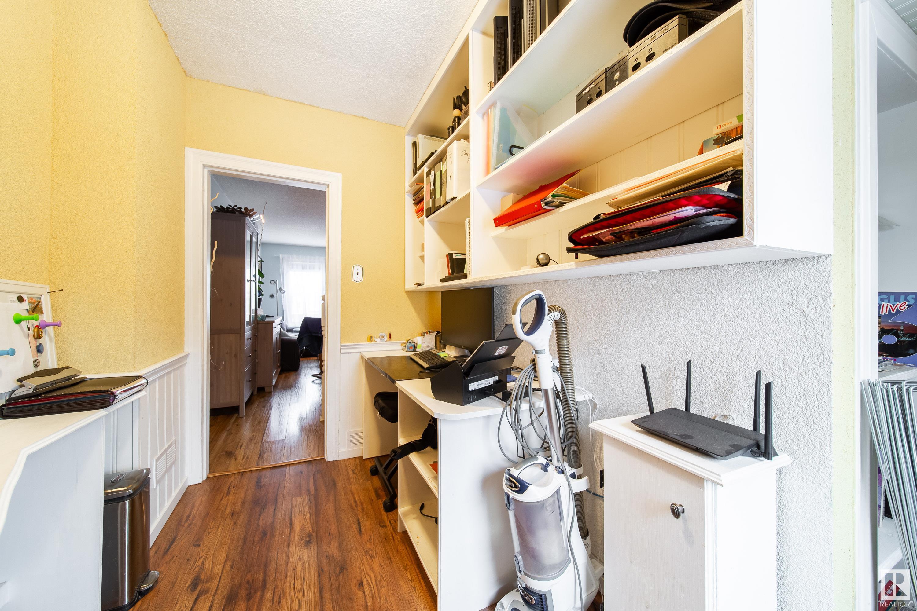      11519 95 ST NW , Edmonton,  ,T5G 1L5 ;  Listing Number: MLS E4418092