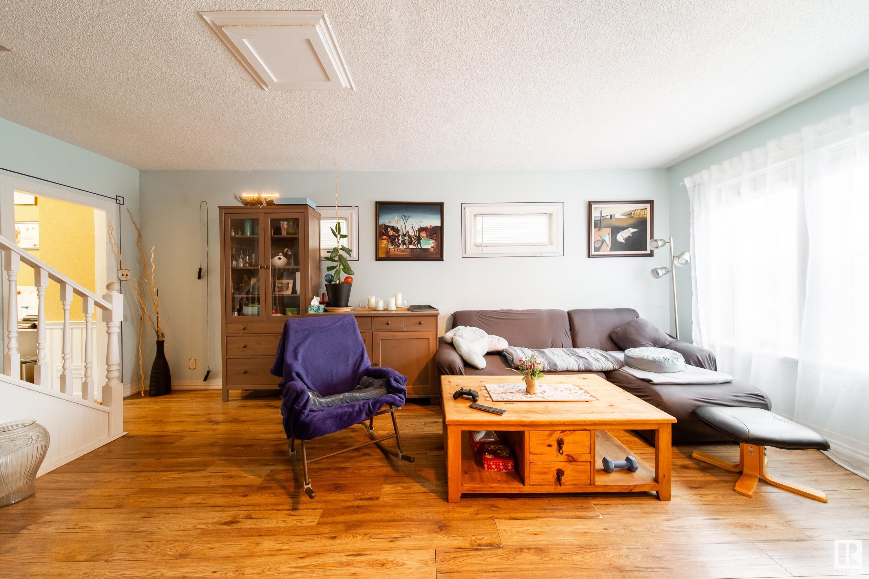      11519 95 ST NW , Edmonton,  ,T5G 1L5 ;  Listing Number: MLS E4418092