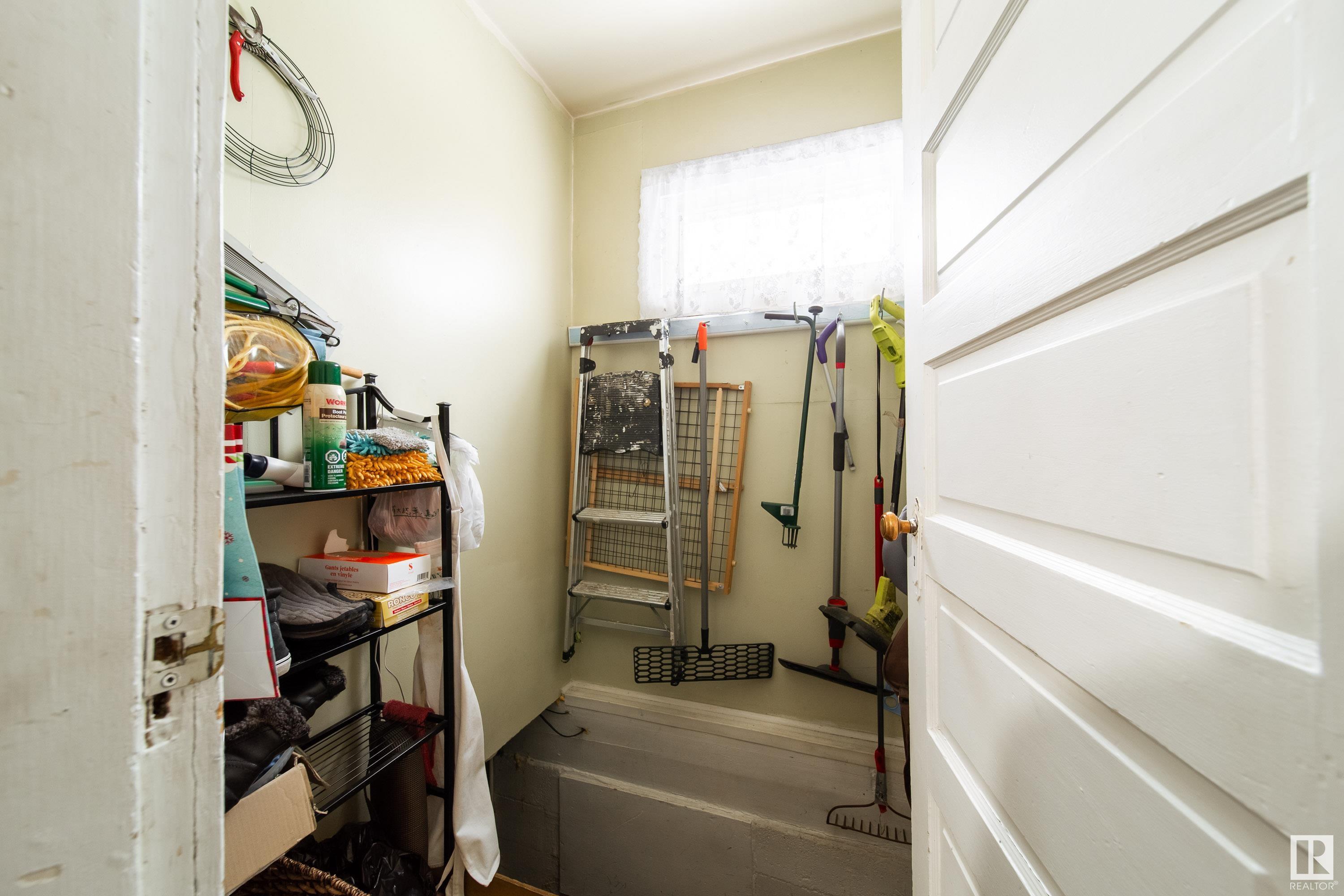      11519 95 ST NW , Edmonton,  ,T5G 1L5 ;  Listing Number: MLS E4418092