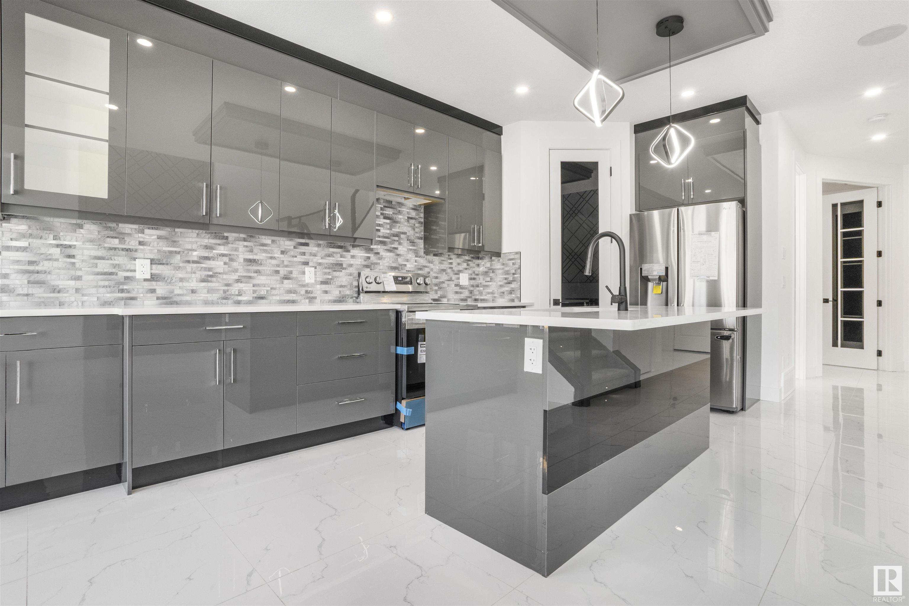      3129 Magpie WY NW , Edmonton,  ,T5S 0A0 ;  Listing Number: MLS E4418096
