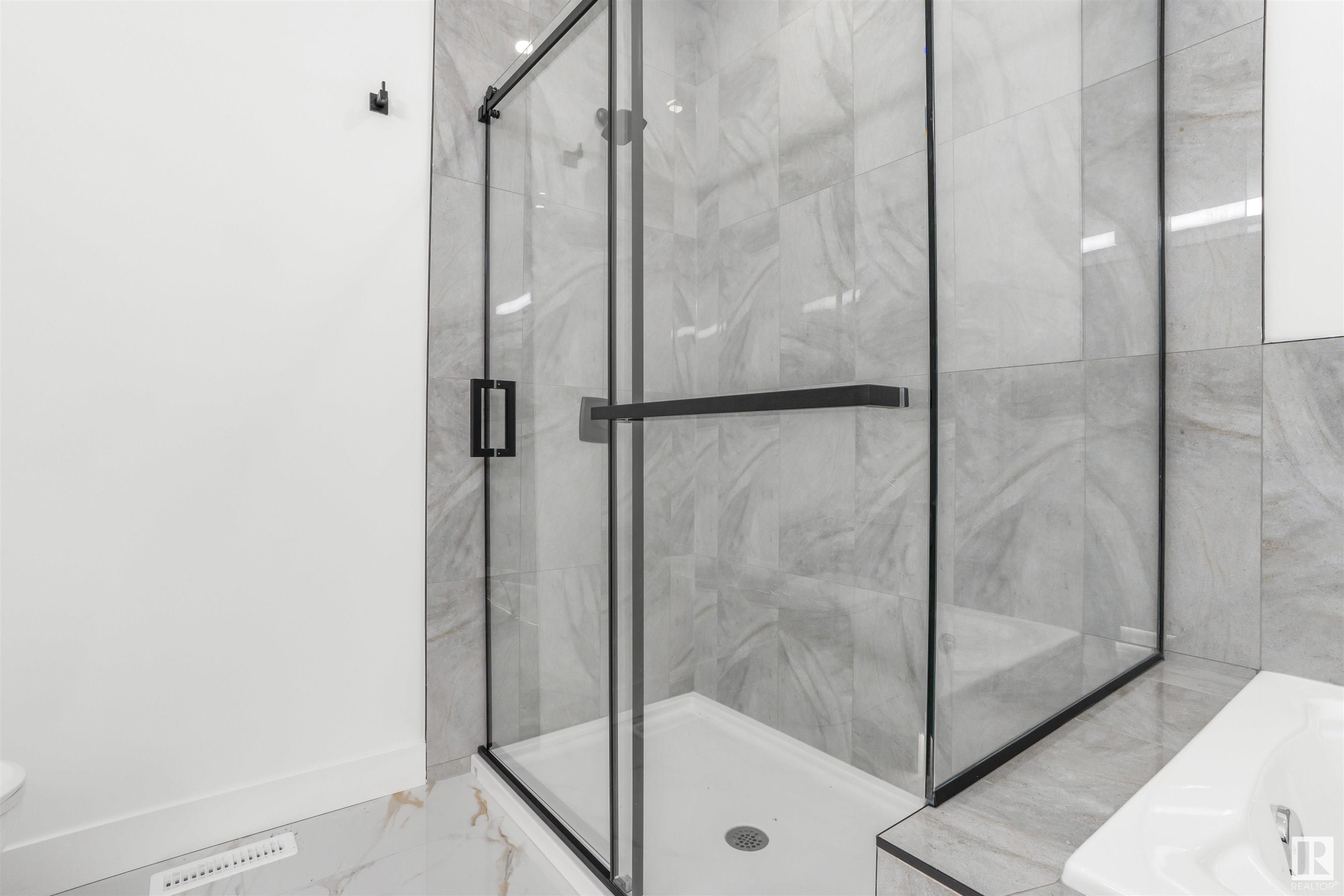      3129 Magpie WY NW , Edmonton,  ,T5S 0A0 ;  Listing Number: MLS E4418096