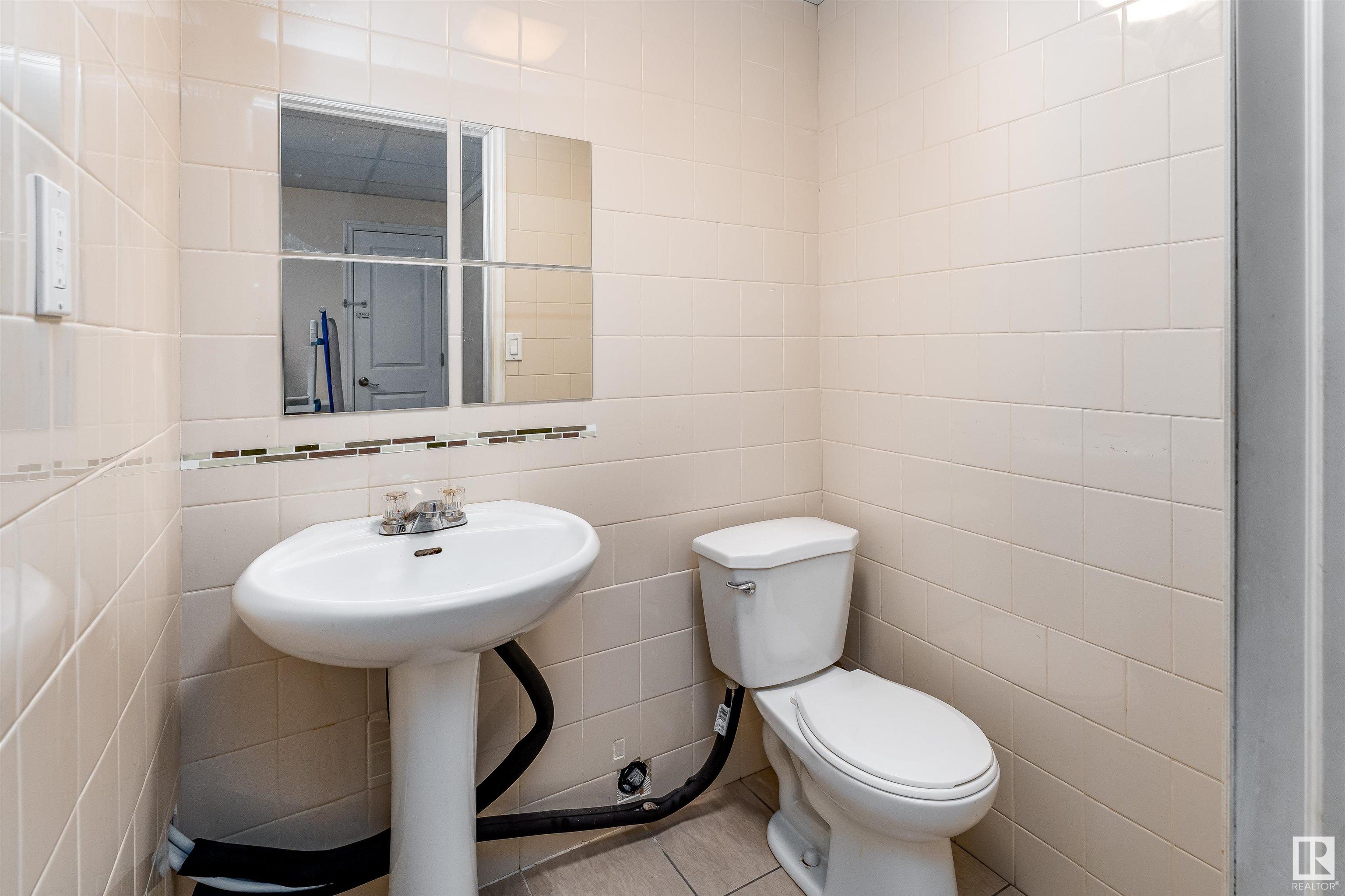      5004 DEWOLF RD NW , Edmonton,  ,T5E 6R4 ;  Listing Number: MLS E4418100