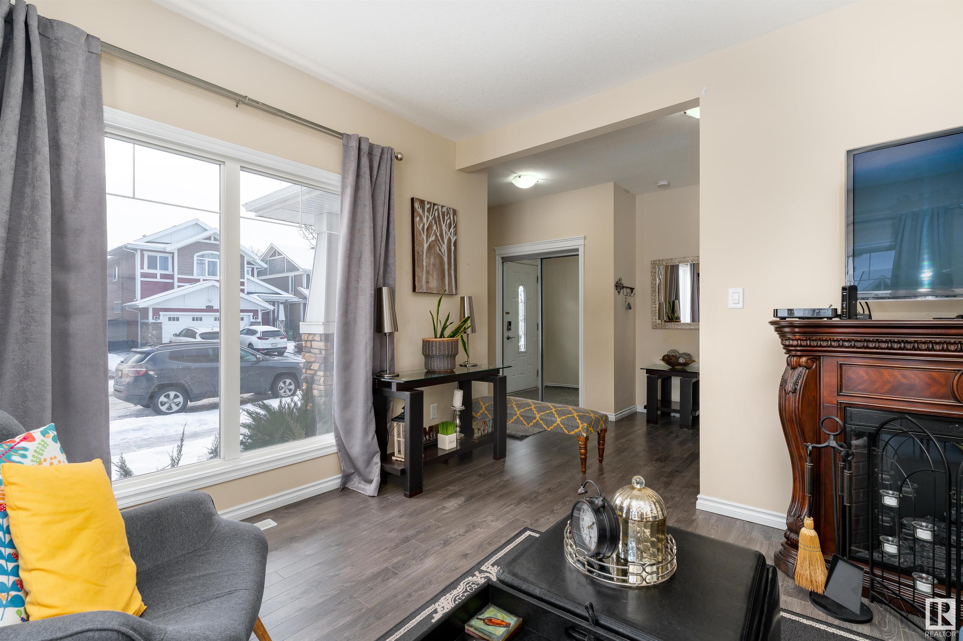      5004 DEWOLF RD NW , Edmonton,  ,T5E 6R4 ;  Listing Number: MLS E4418100