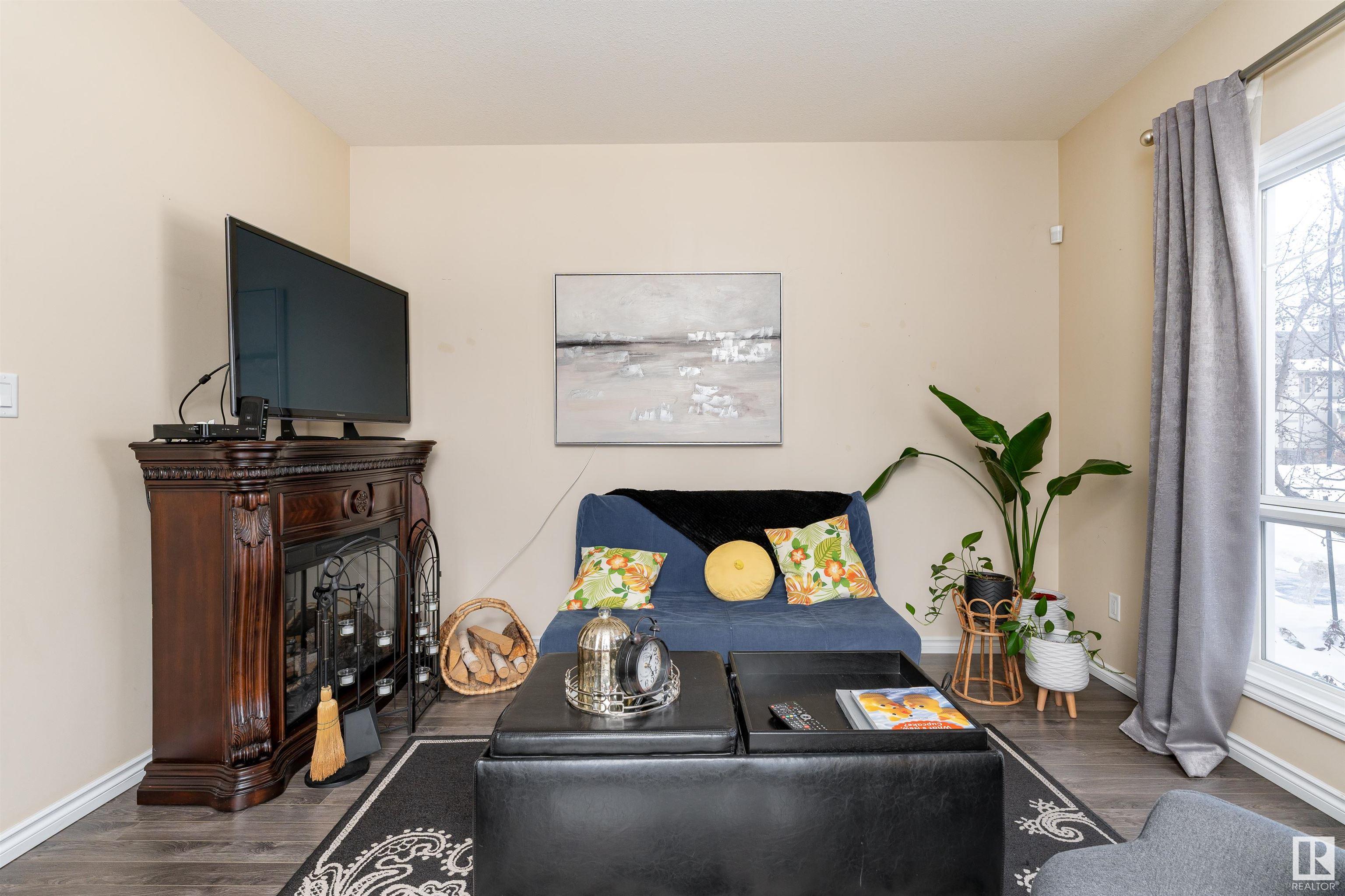      5004 DEWOLF RD NW , Edmonton,  ,T5E 6R4 ;  Listing Number: MLS E4418100