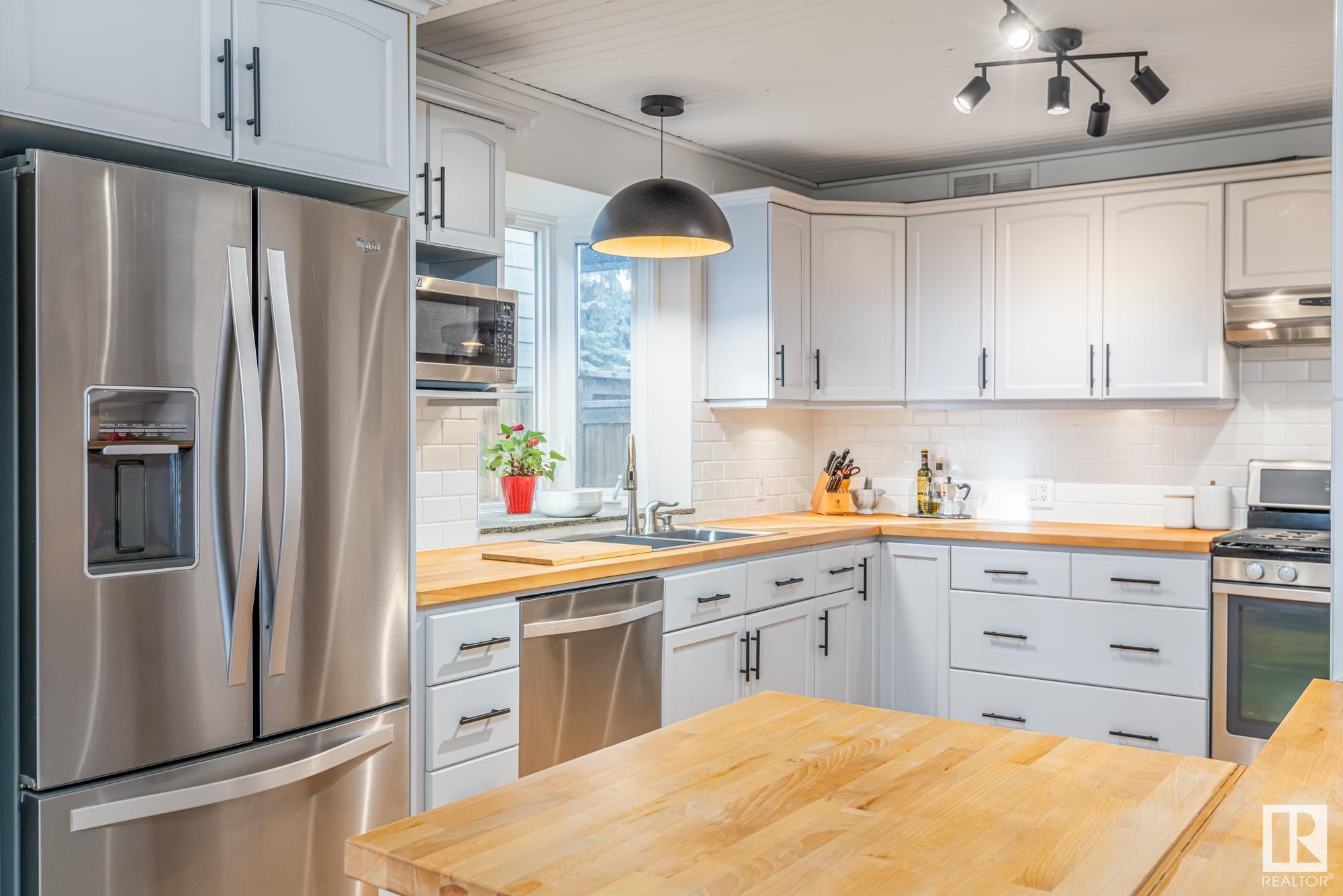      14010 104A AV NW , Edmonton,  ,T5N 0X9 ;  Listing Number: MLS E4418105