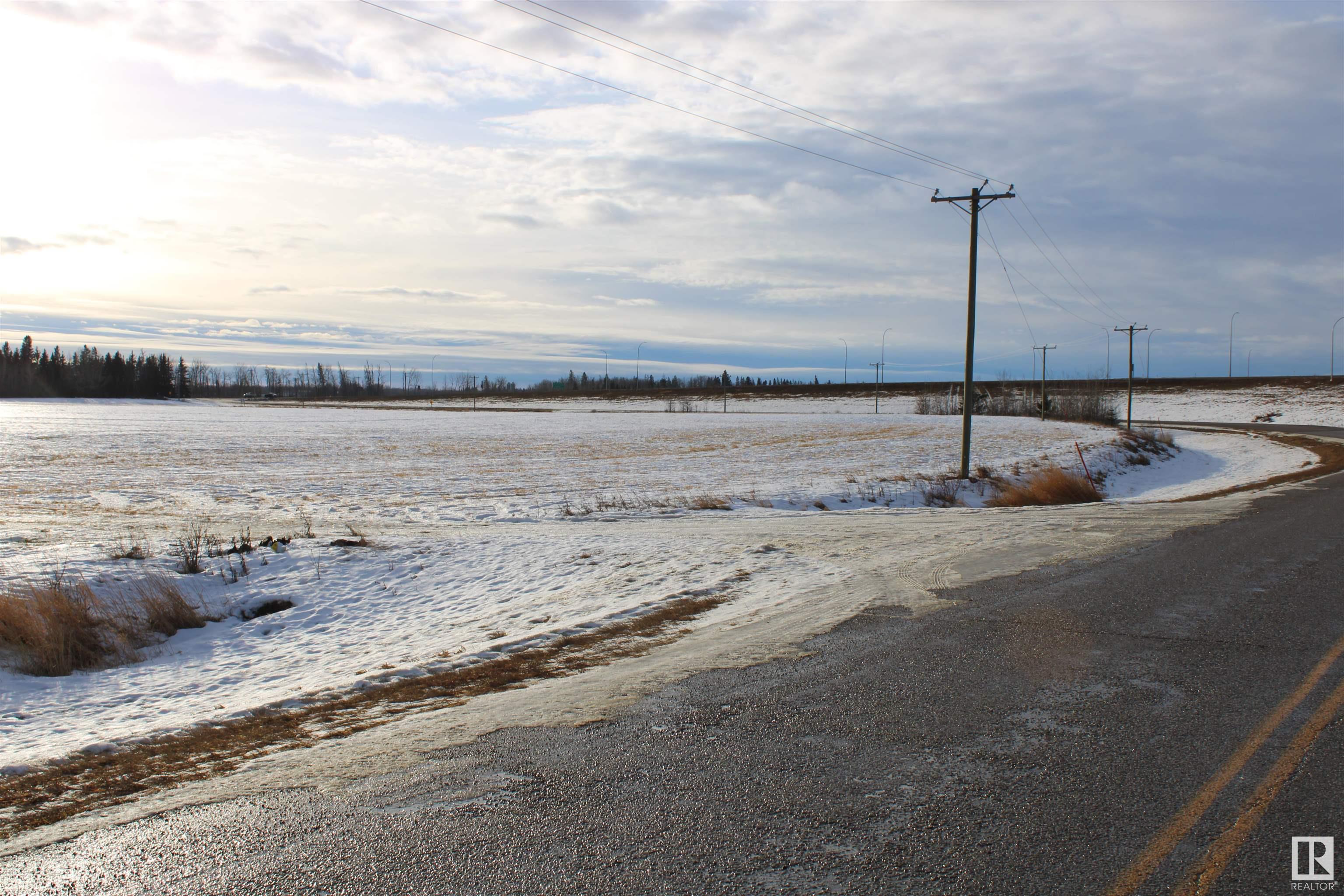      28011 Hwy 16 , Rural Parkland County,  ,T7Z 1C2 ;  Listing Number: MLS E4418107