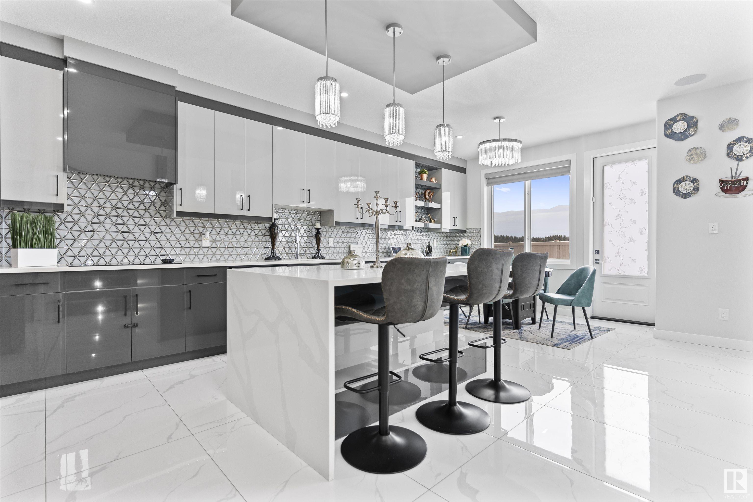      1389 20 ST NW , Edmonton,  ,T6T 2M7 ;  Listing Number: MLS E4418108