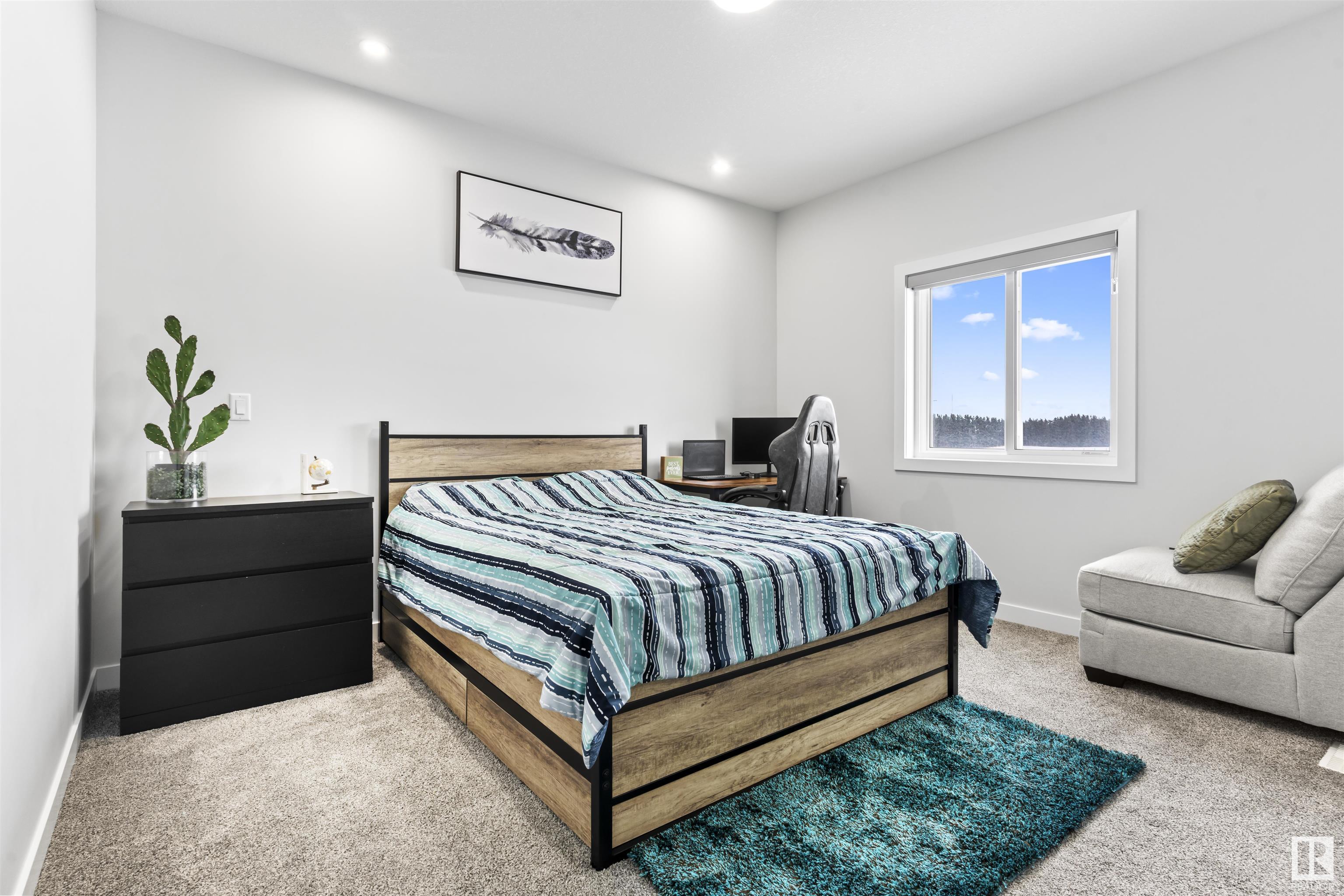      1389 20 ST NW , Edmonton,  ,T6T 2M7 ;  Listing Number: MLS E4418108