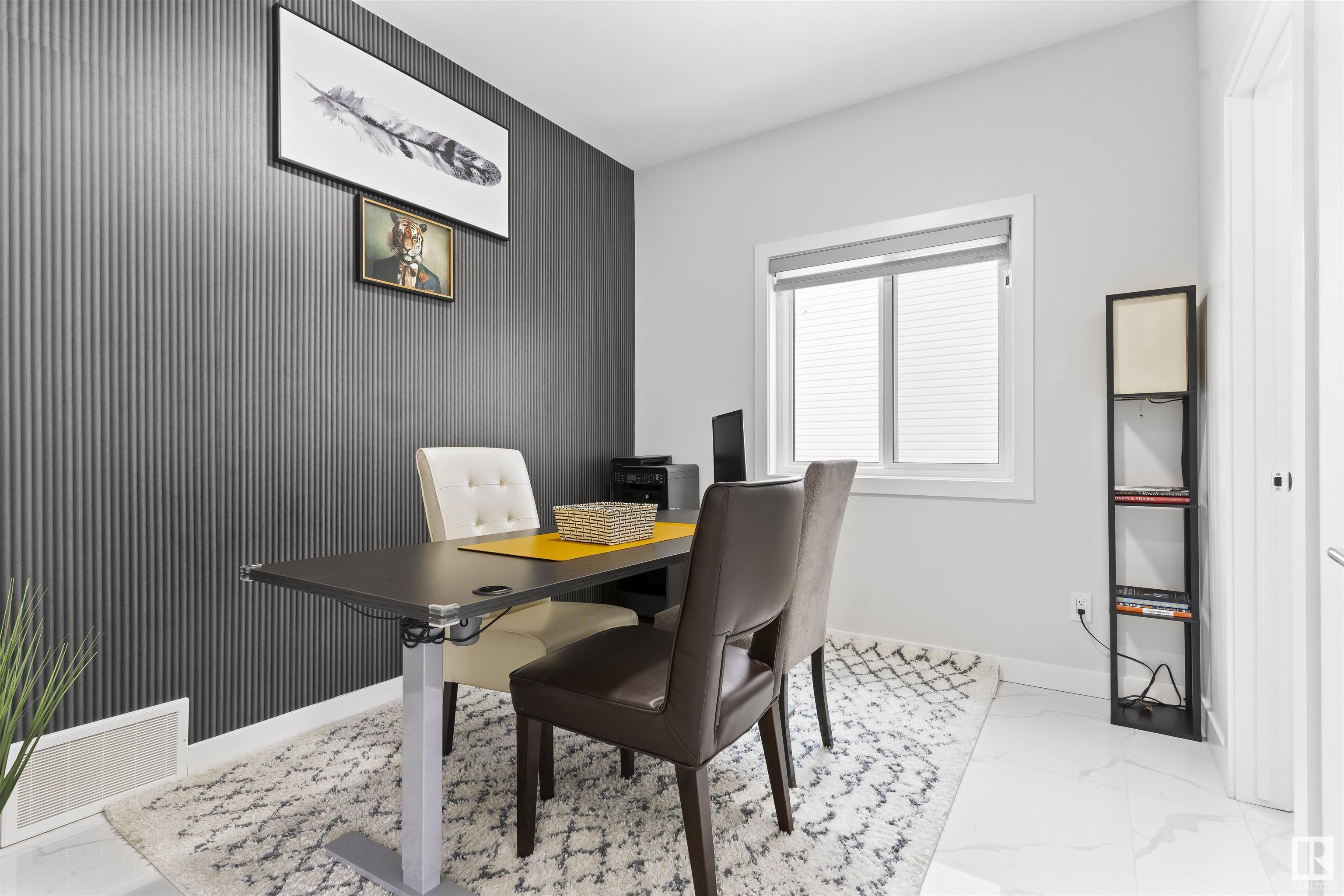     1389 20 ST NW , Edmonton,  ,T6T 2M7 ;  Listing Number: MLS E4418108