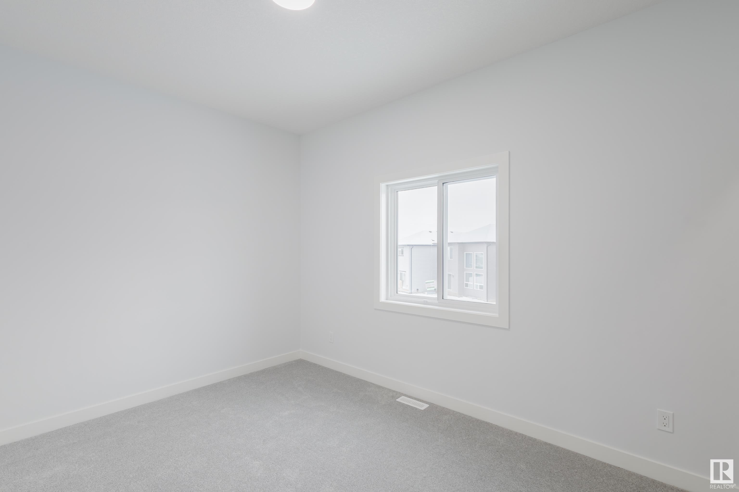      1547 12 AV NW , Edmonton,  ,T6T 2S6 ;  Listing Number: MLS E4418109