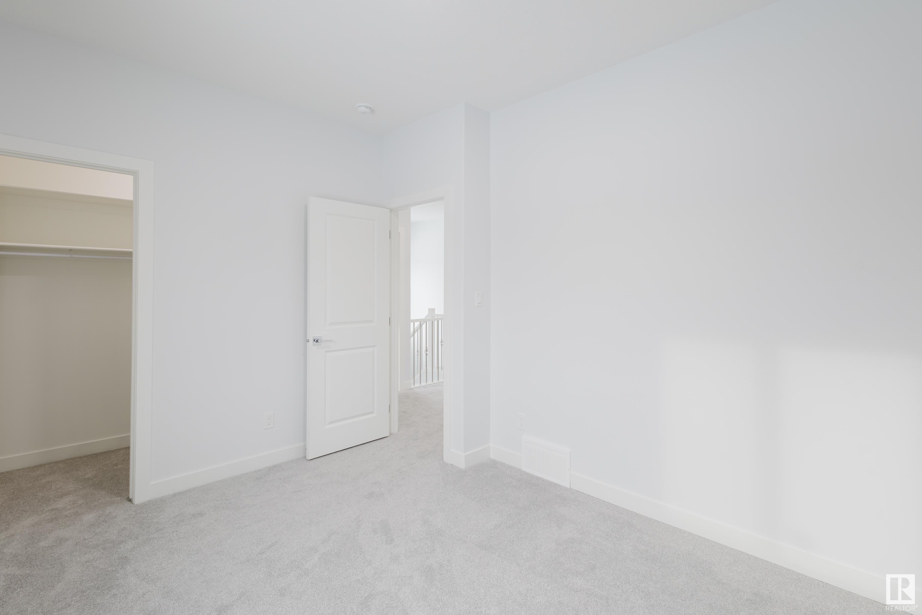      1547 12 AV NW , Edmonton,  ,T6T 2S6 ;  Listing Number: MLS E4418109