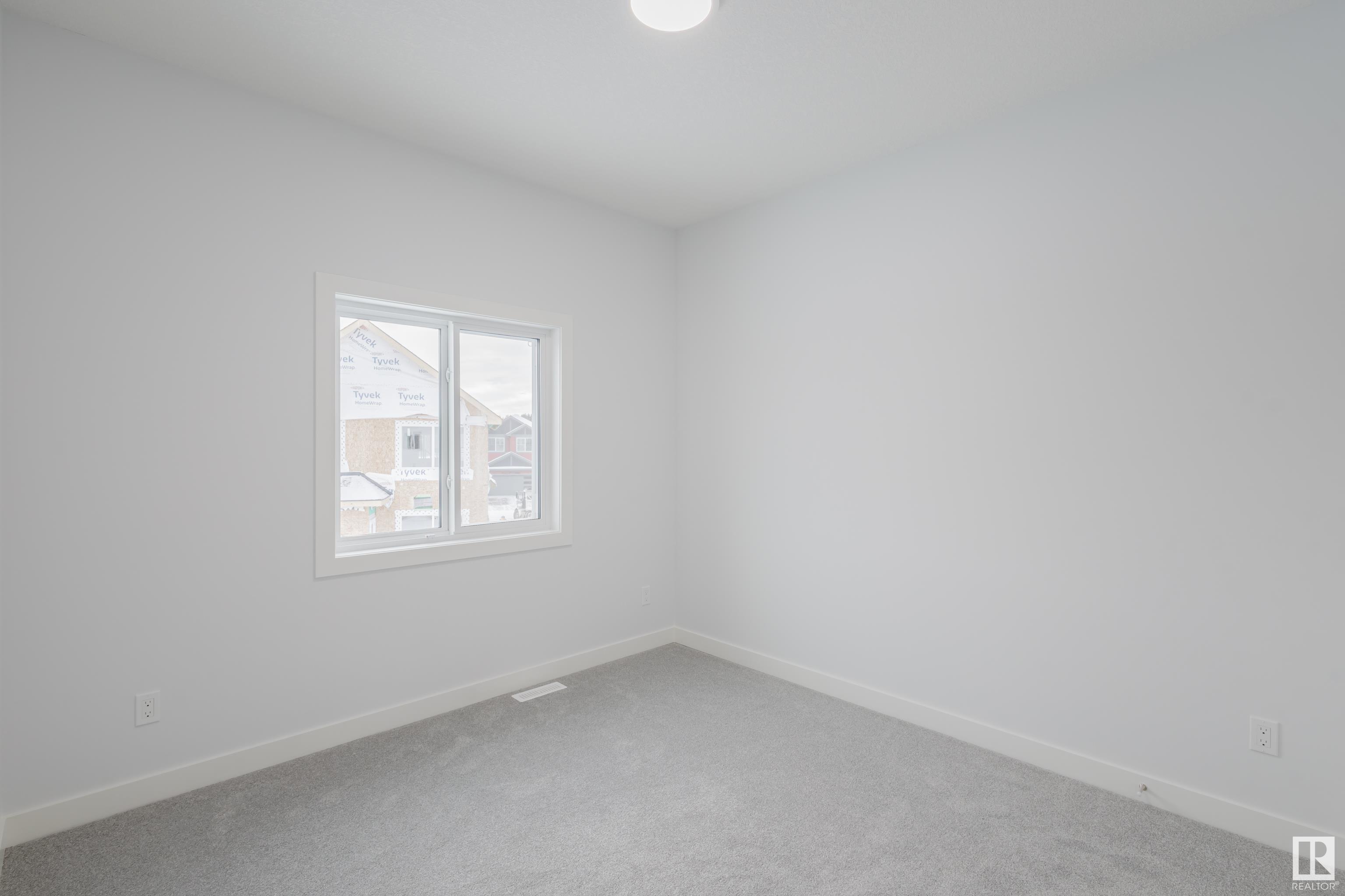      1547 12 AV NW , Edmonton,  ,T6T 2S6 ;  Listing Number: MLS E4418109