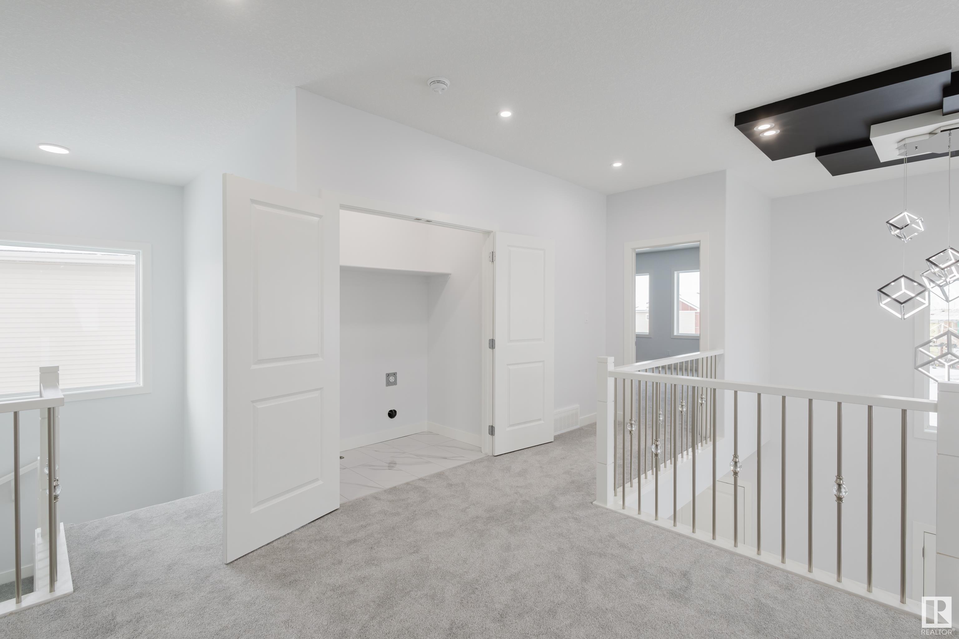      1547 12 AV NW , Edmonton,  ,T6T 2S6 ;  Listing Number: MLS E4418109