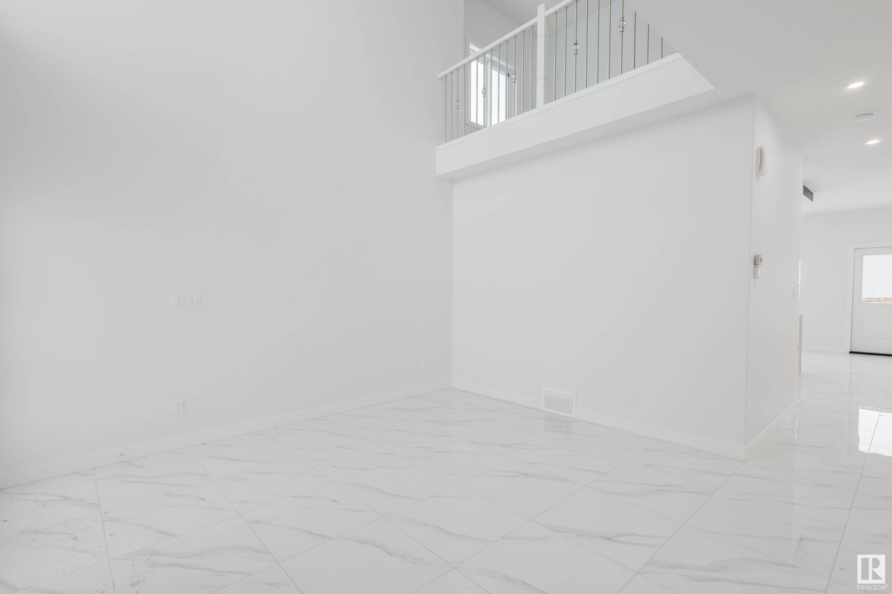      1547 12 AV NW , Edmonton,  ,T6T 2S6 ;  Listing Number: MLS E4418109
