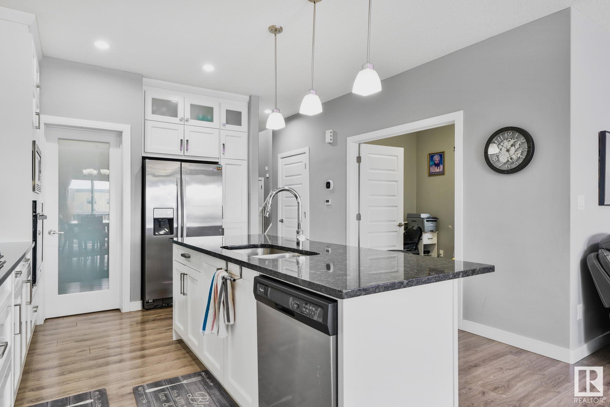      8543 CUSHING PL SW , Edmonton,  ,T6W 3L2 ;  Listing Number: MLS E4418135