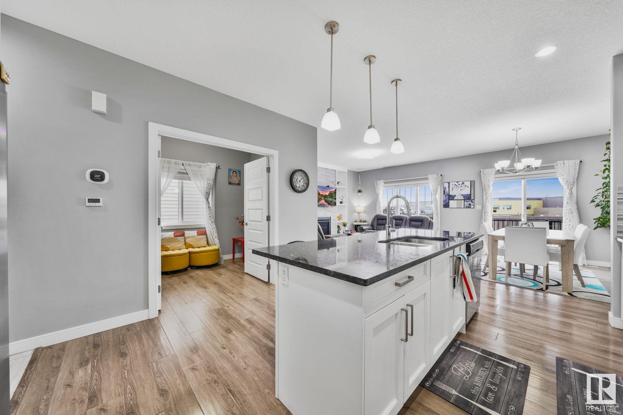      8543 CUSHING PL SW , Edmonton,  ,T6W 3L2 ;  Listing Number: MLS E4418135