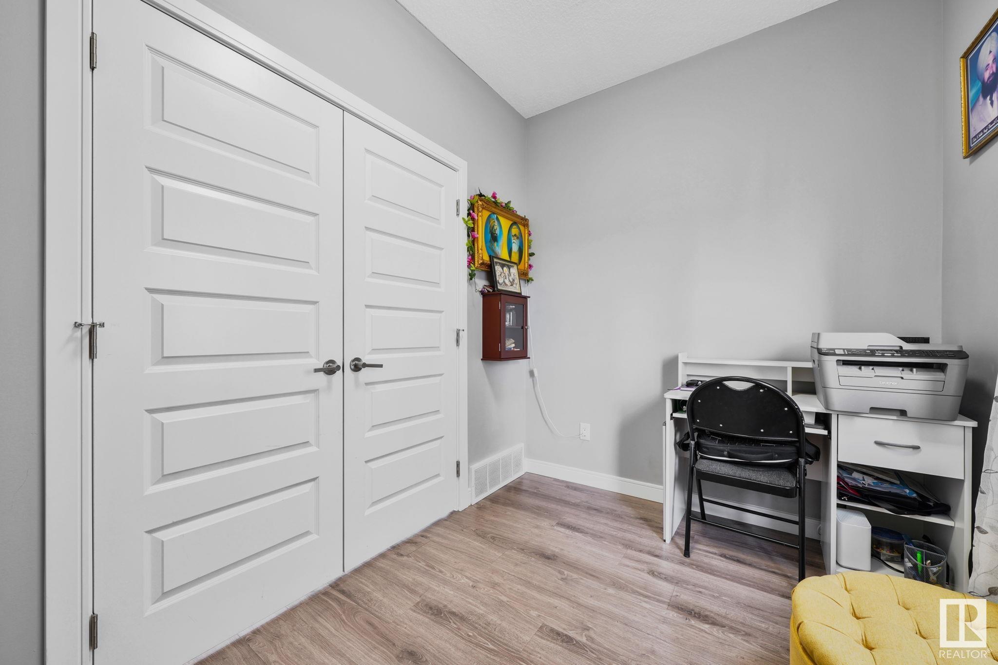      8543 CUSHING PL SW , Edmonton,  ,T6W 3L2 ;  Listing Number: MLS E4418135