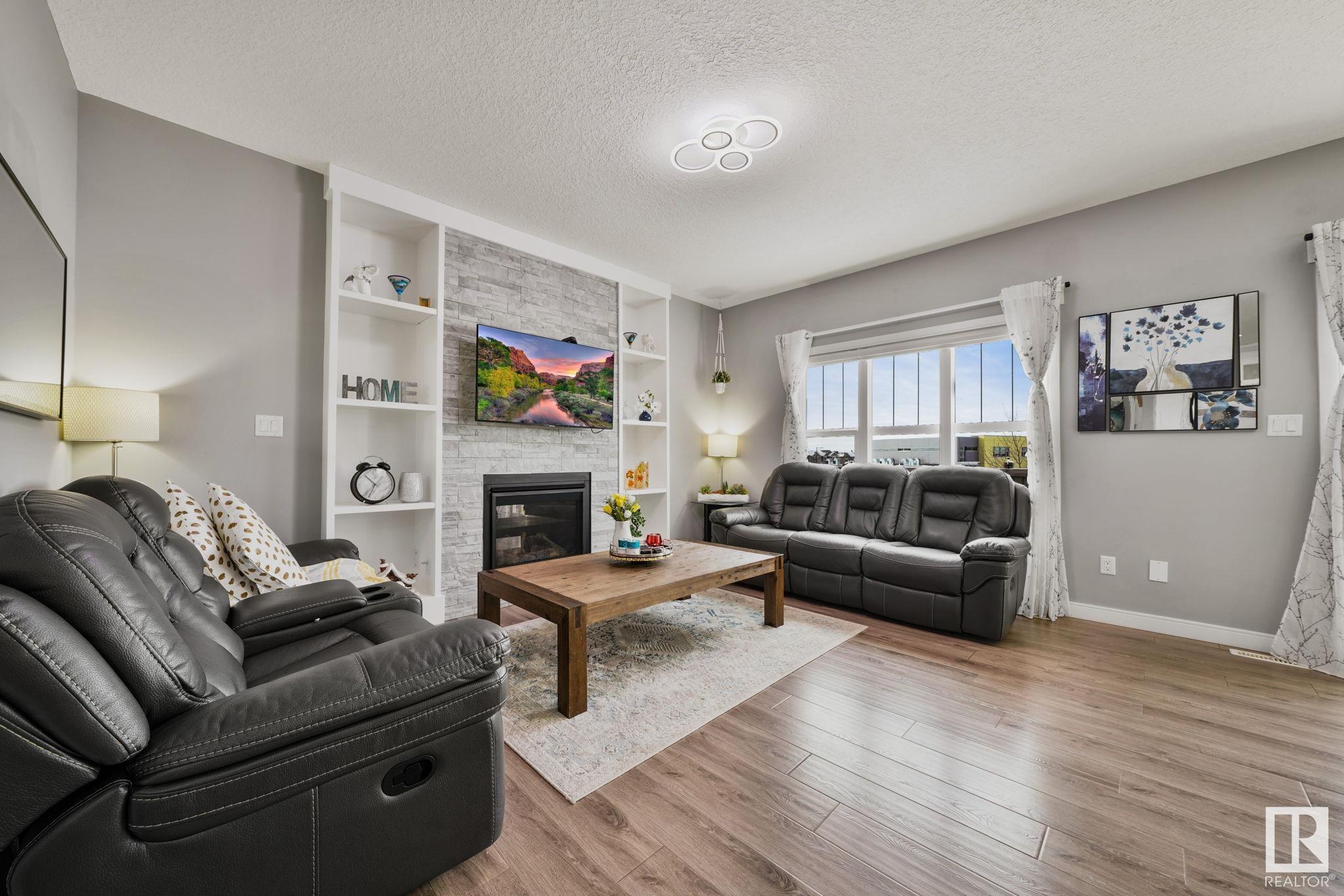      8543 CUSHING PL SW , Edmonton,  ,T6W 3L2 ;  Listing Number: MLS E4418135