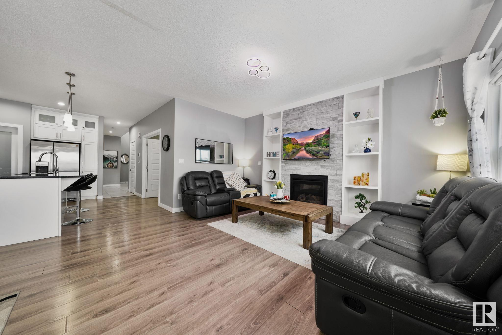      8543 CUSHING PL SW , Edmonton,  ,T6W 3L2 ;  Listing Number: MLS E4418135