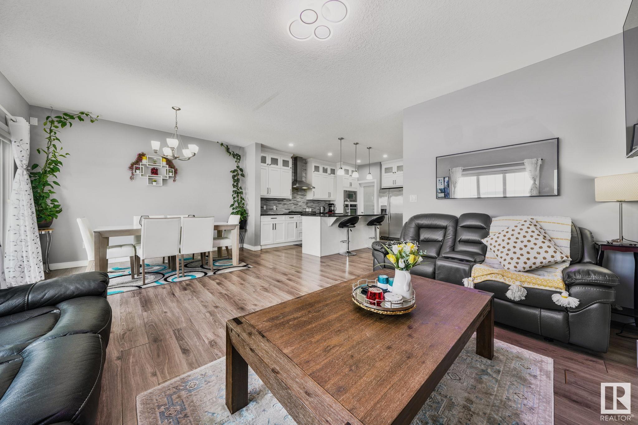      8543 CUSHING PL SW , Edmonton,  ,T6W 3L2 ;  Listing Number: MLS E4418135