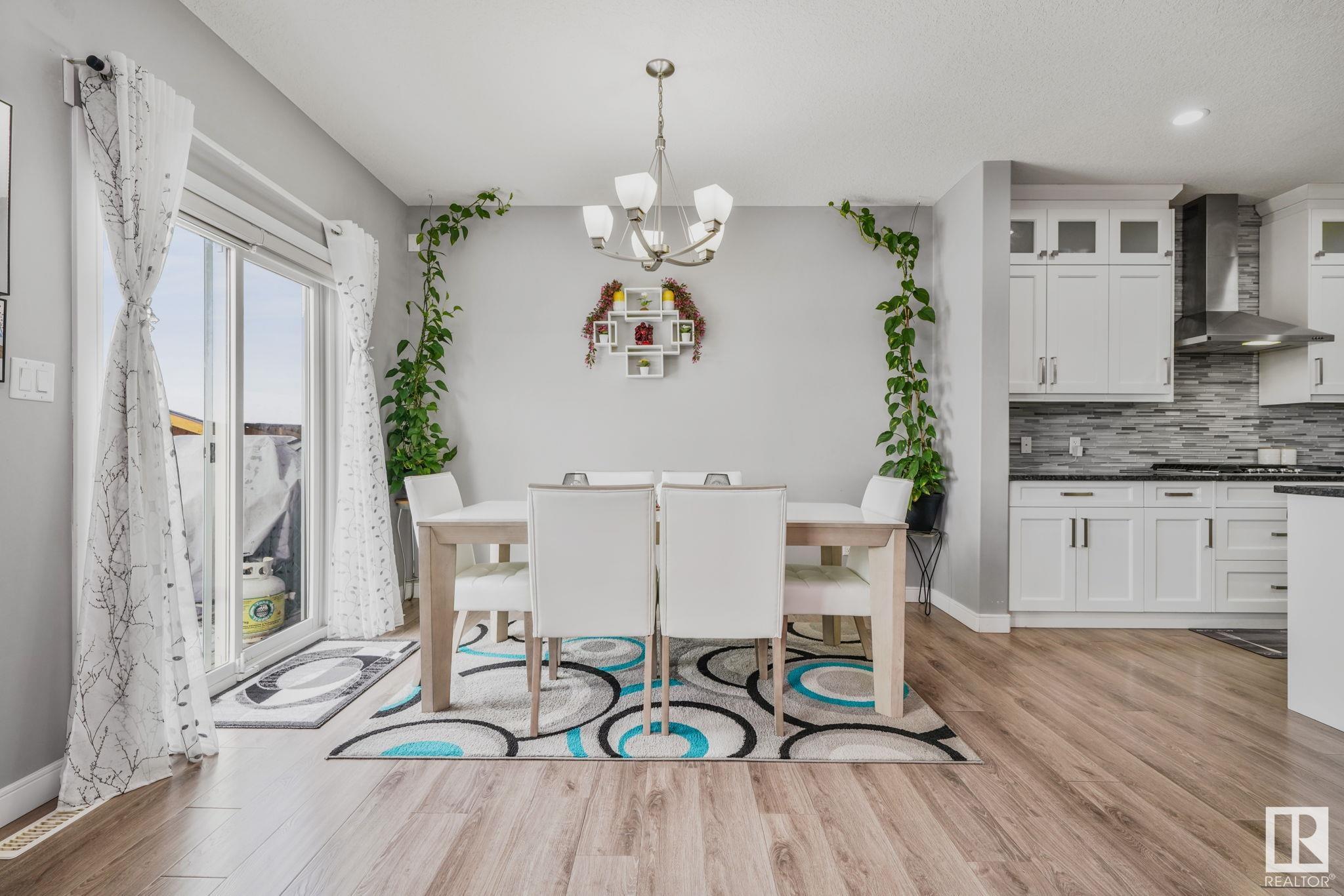      8543 CUSHING PL SW , Edmonton,  ,T6W 3L2 ;  Listing Number: MLS E4418135