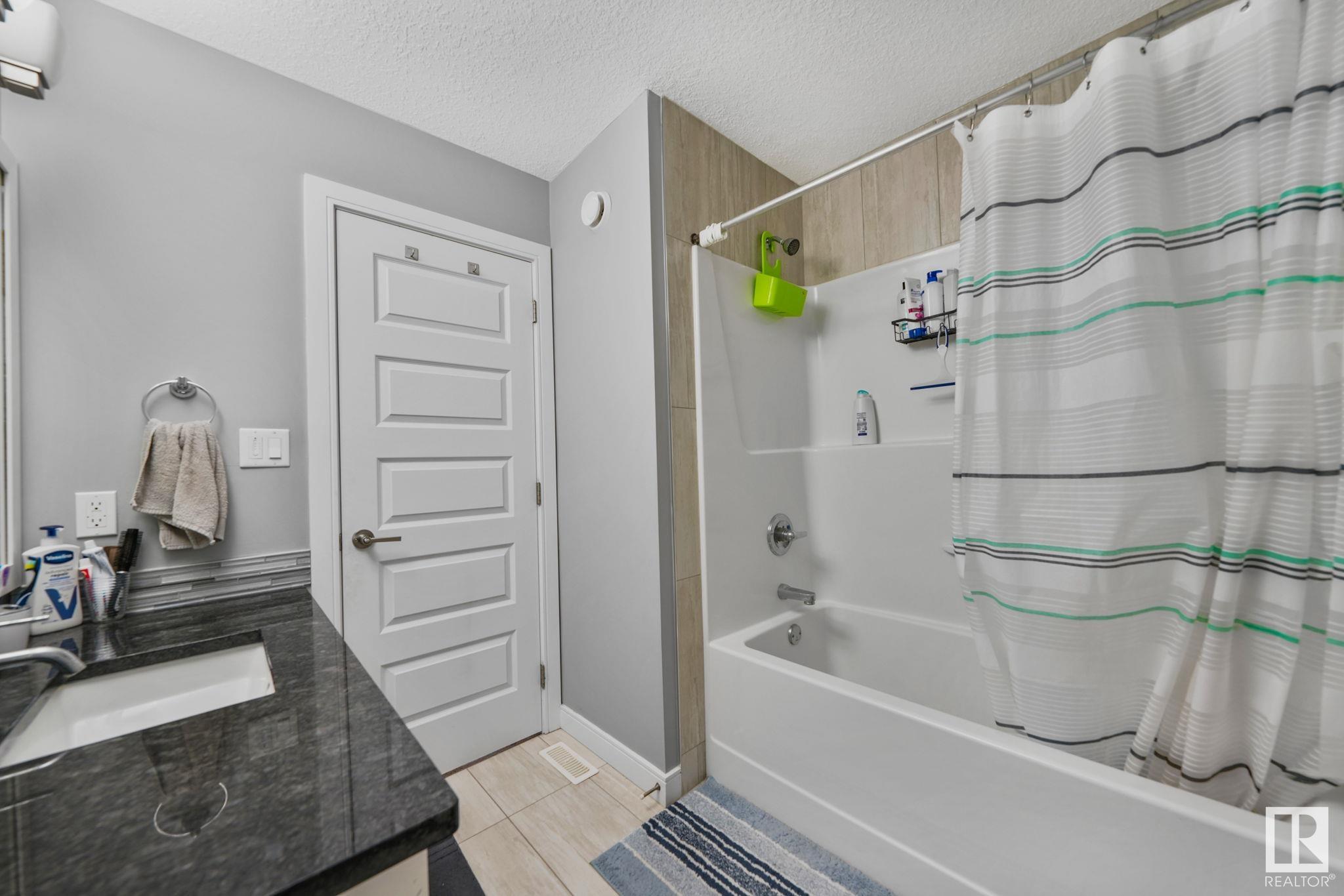      8543 CUSHING PL SW , Edmonton,  ,T6W 3L2 ;  Listing Number: MLS E4418135
